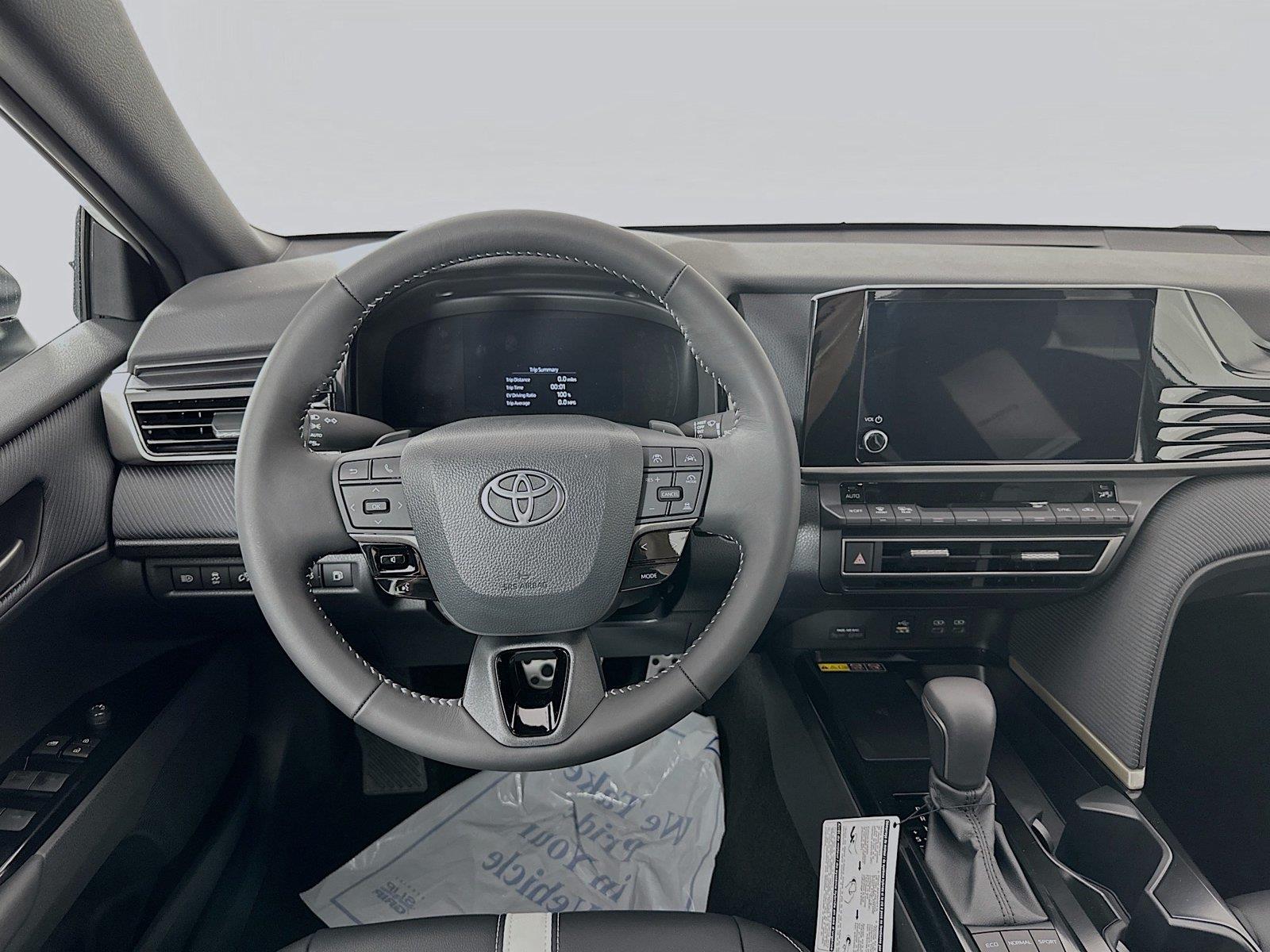 2026 Toyota Camry SE photo 36