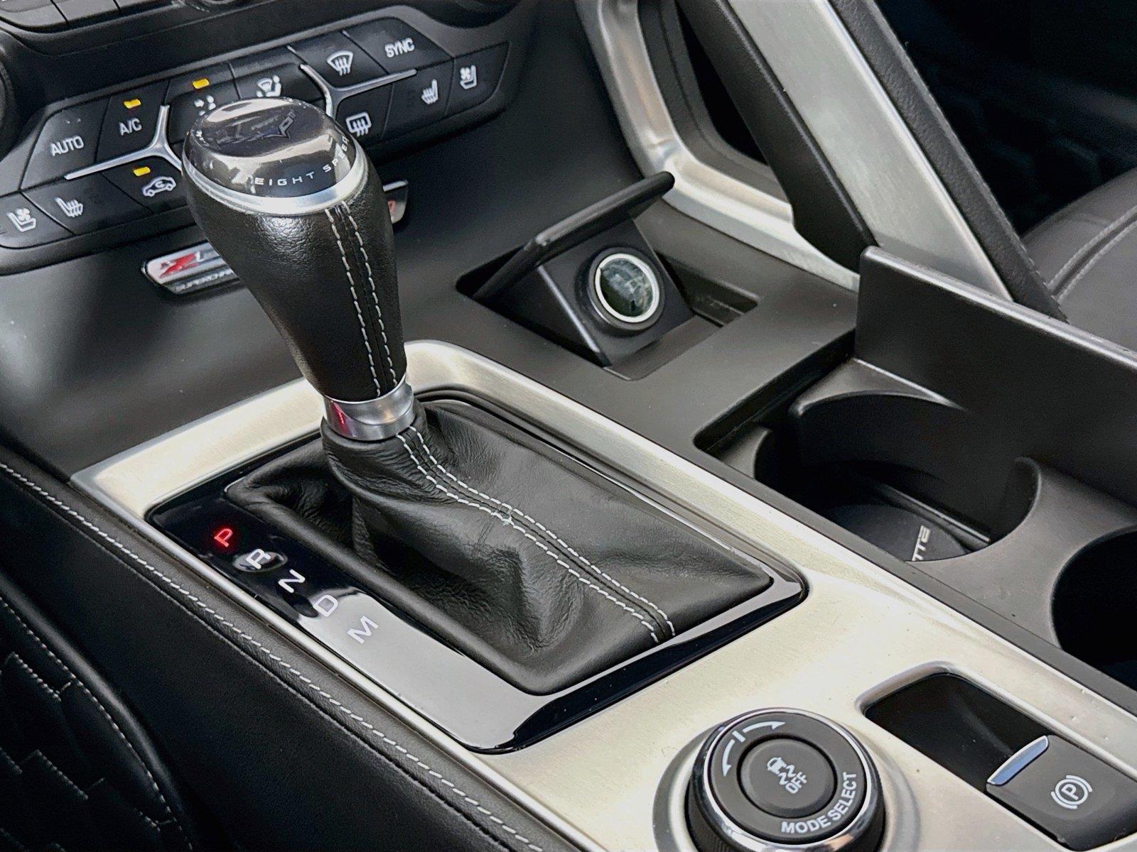 2016 Chevrolet Corvette Z06 2LZ photo 26