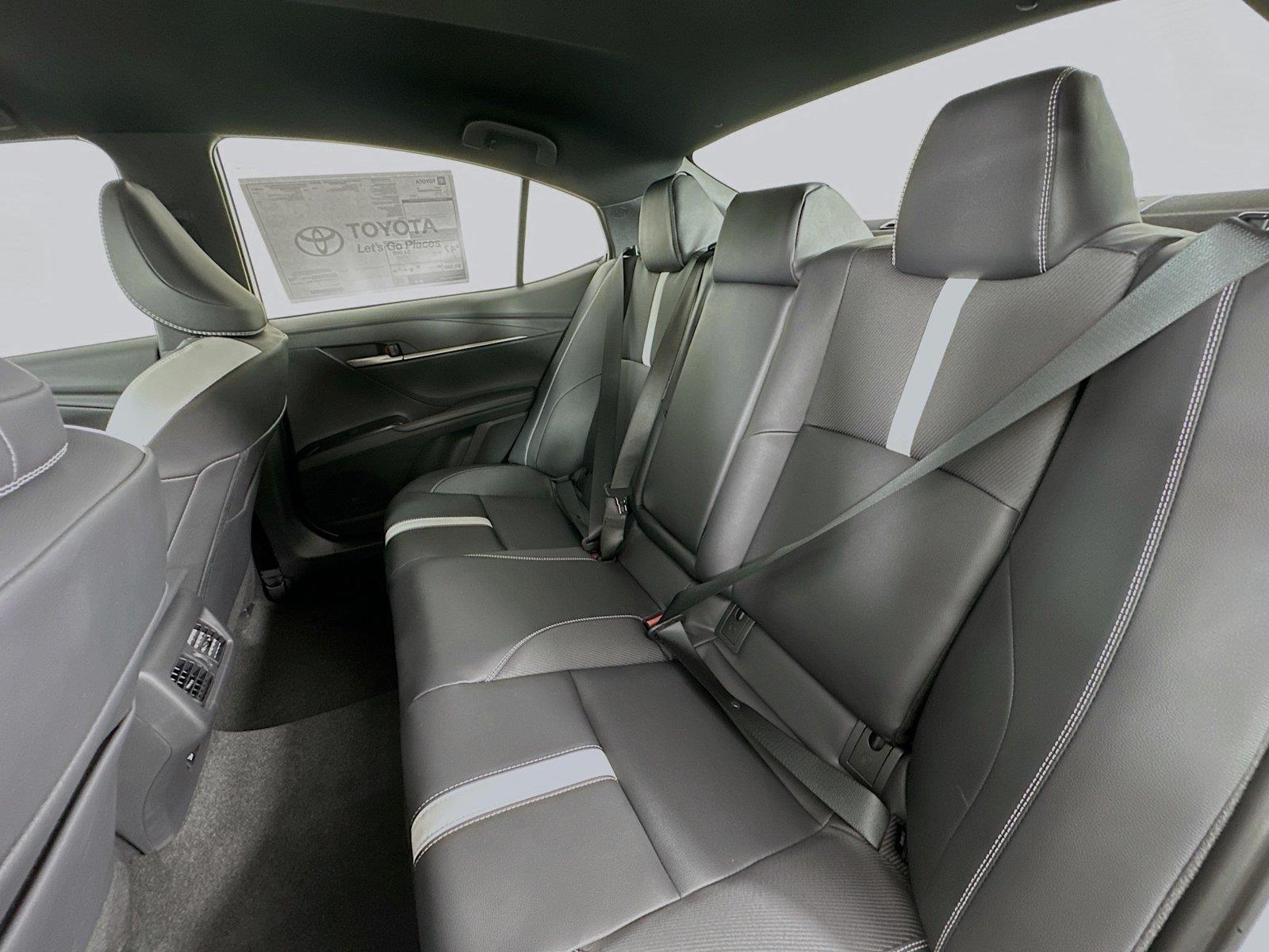 2026 Toyota Camry SE photo 35