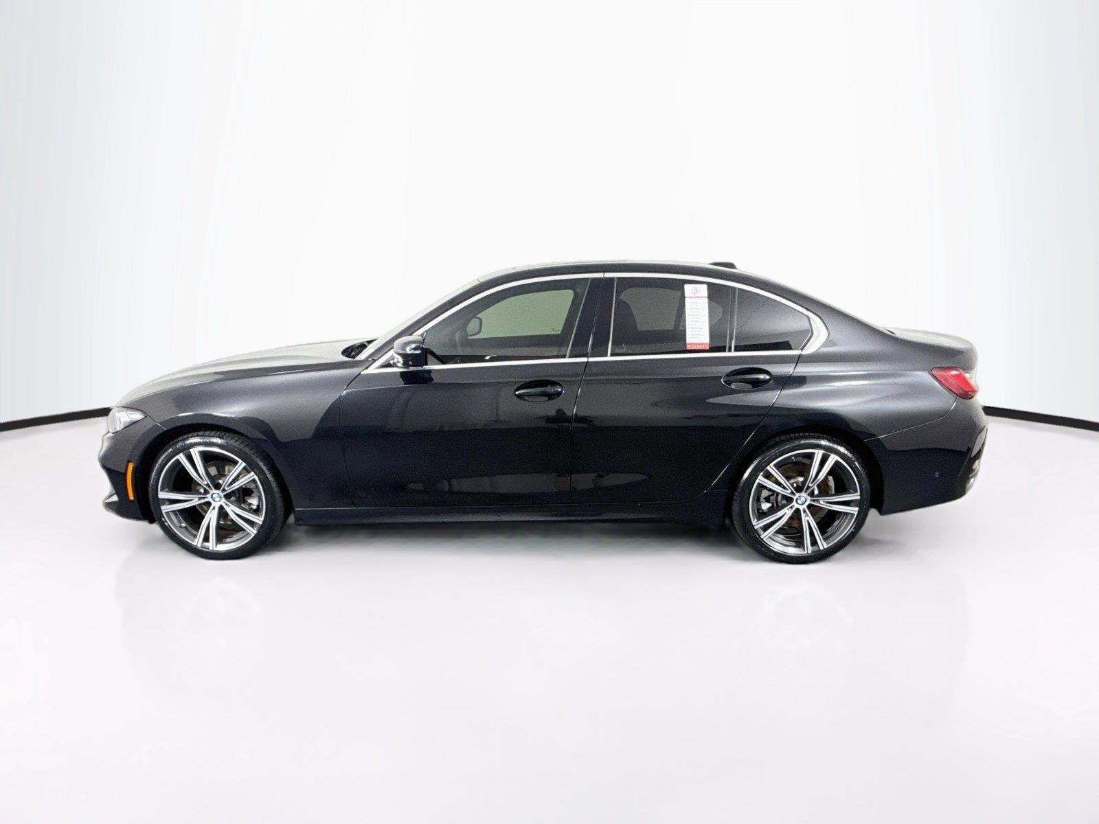 2024 BMW 3 Series 330i photo 13