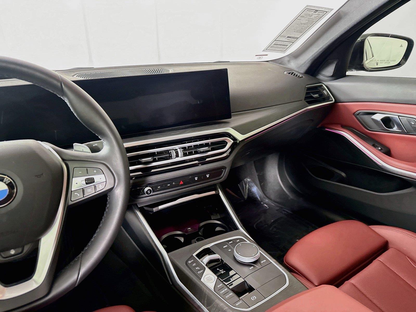 2024 BMW 3 Series 330i photo 34