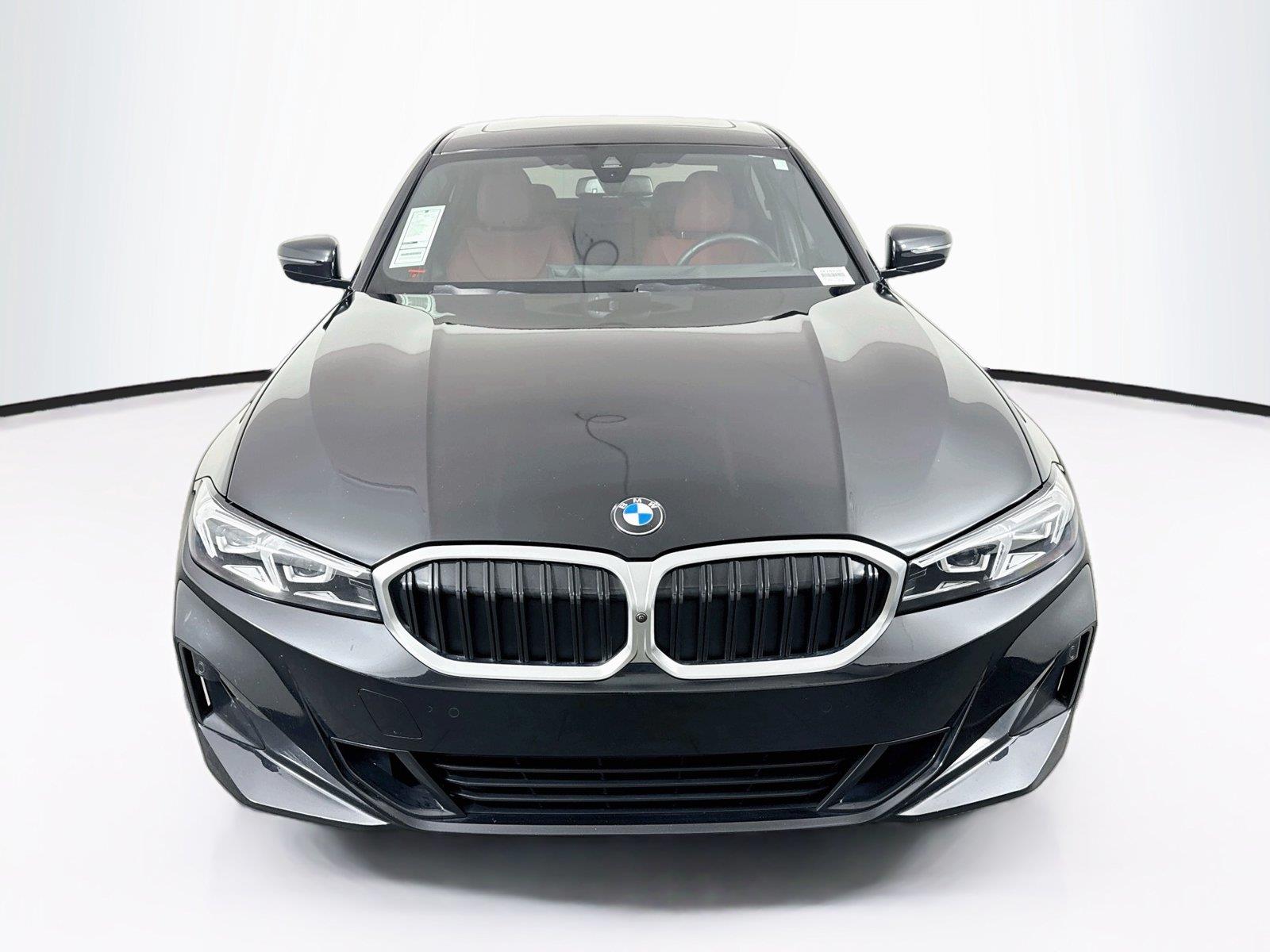 2024 BMW 3 Series 330i photo 8