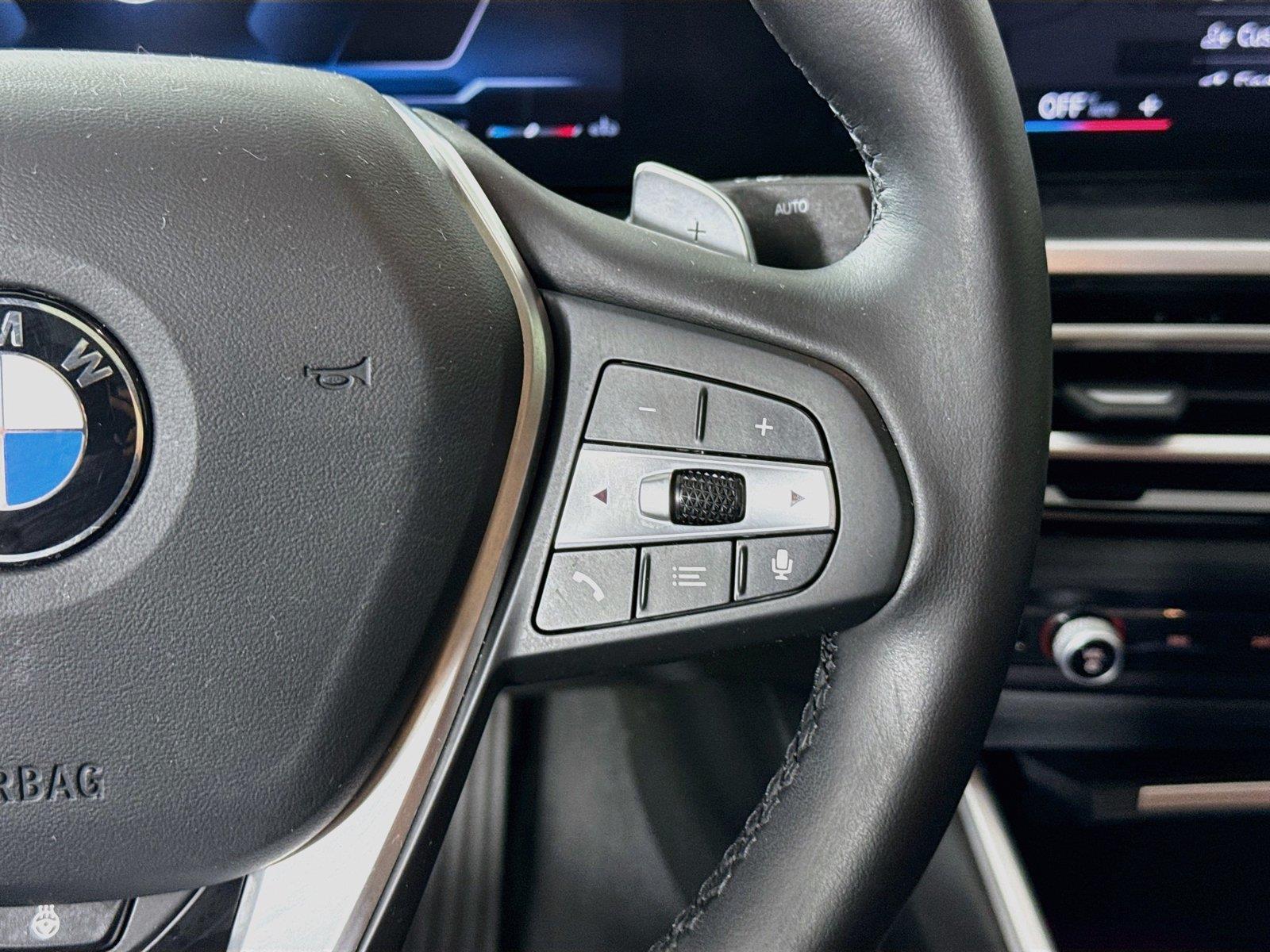 2024 BMW 3 Series 330i photo 19