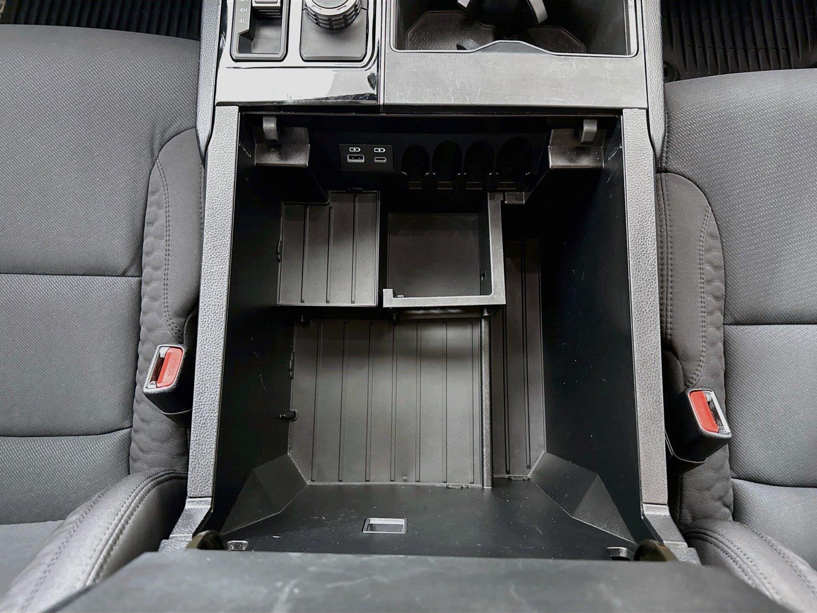 2024 Toyota Tundra SR5 photo 32