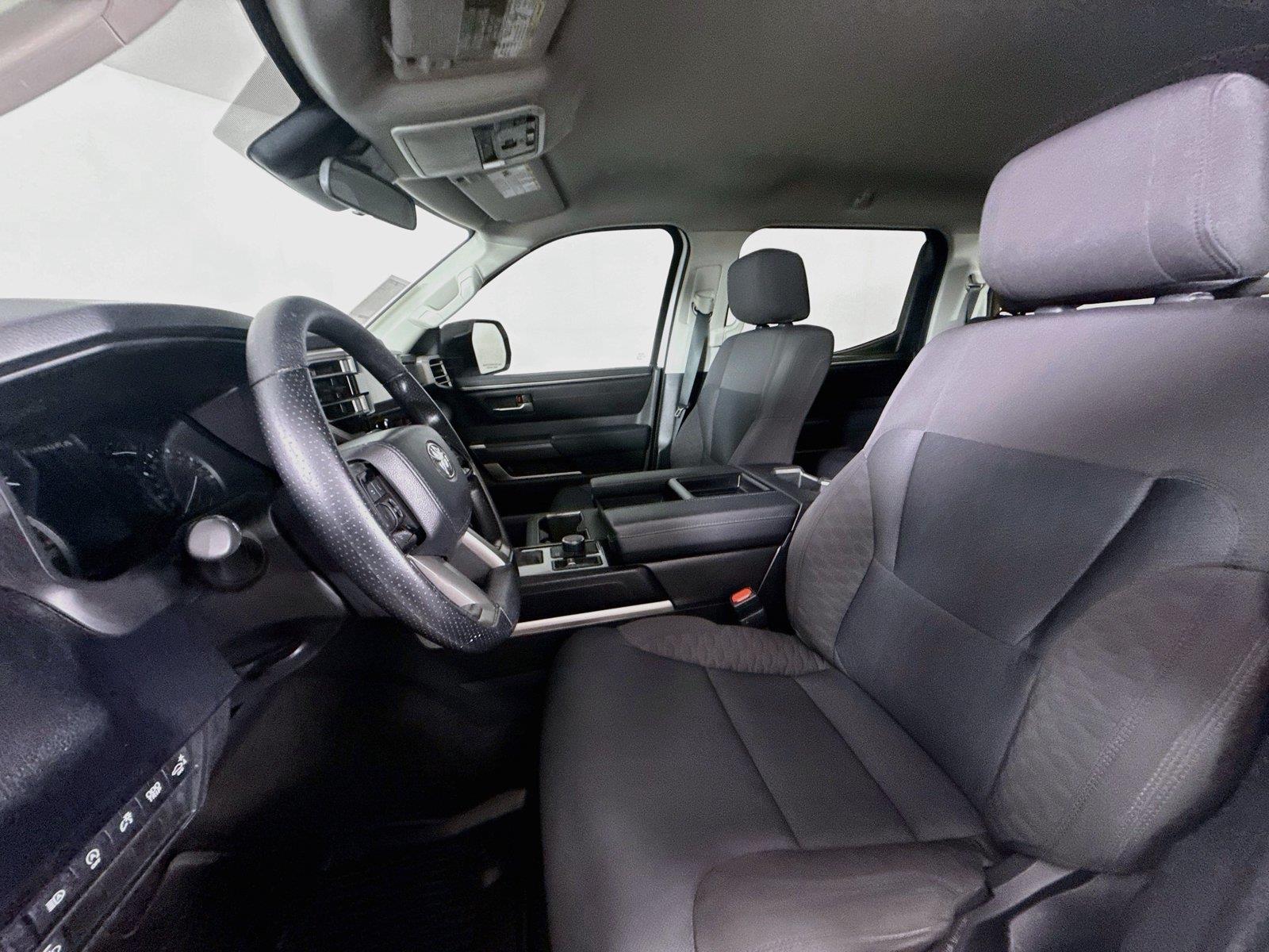 2024 Toyota Tundra SR5 photo 2