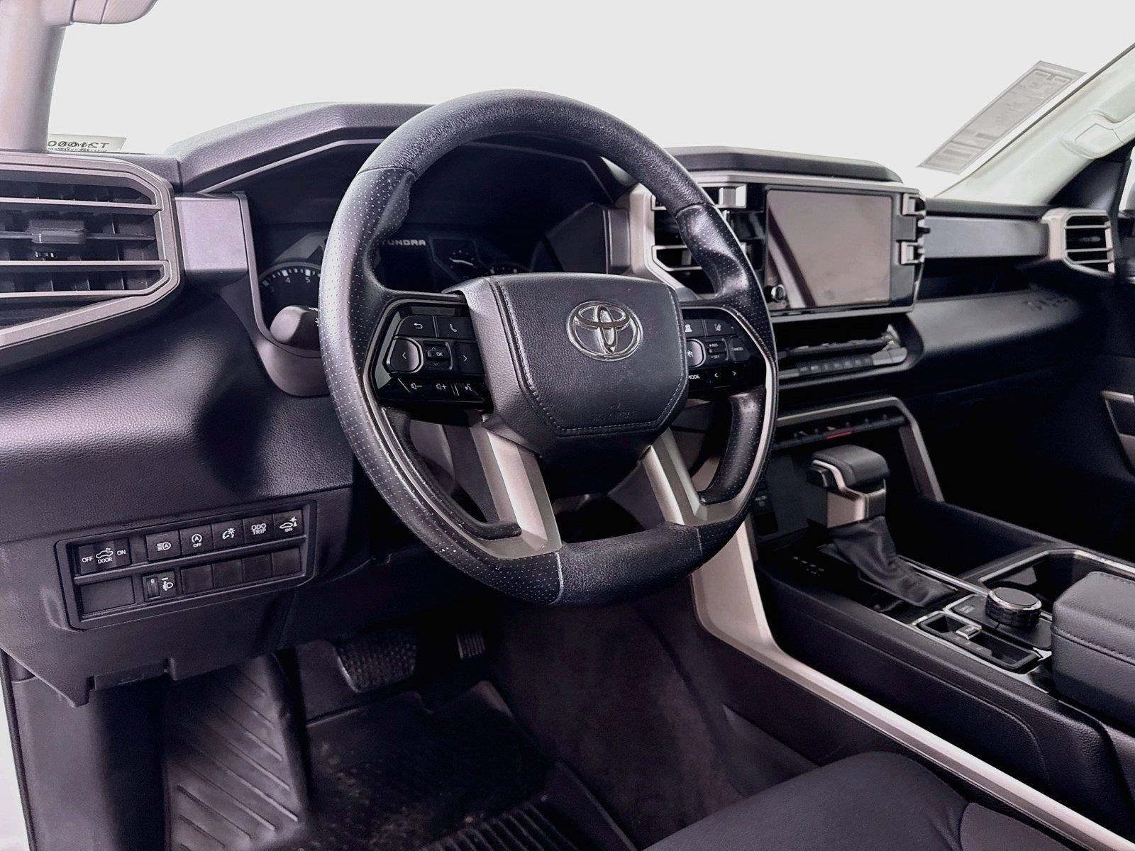 2024 Toyota Tundra SR5 photo 3