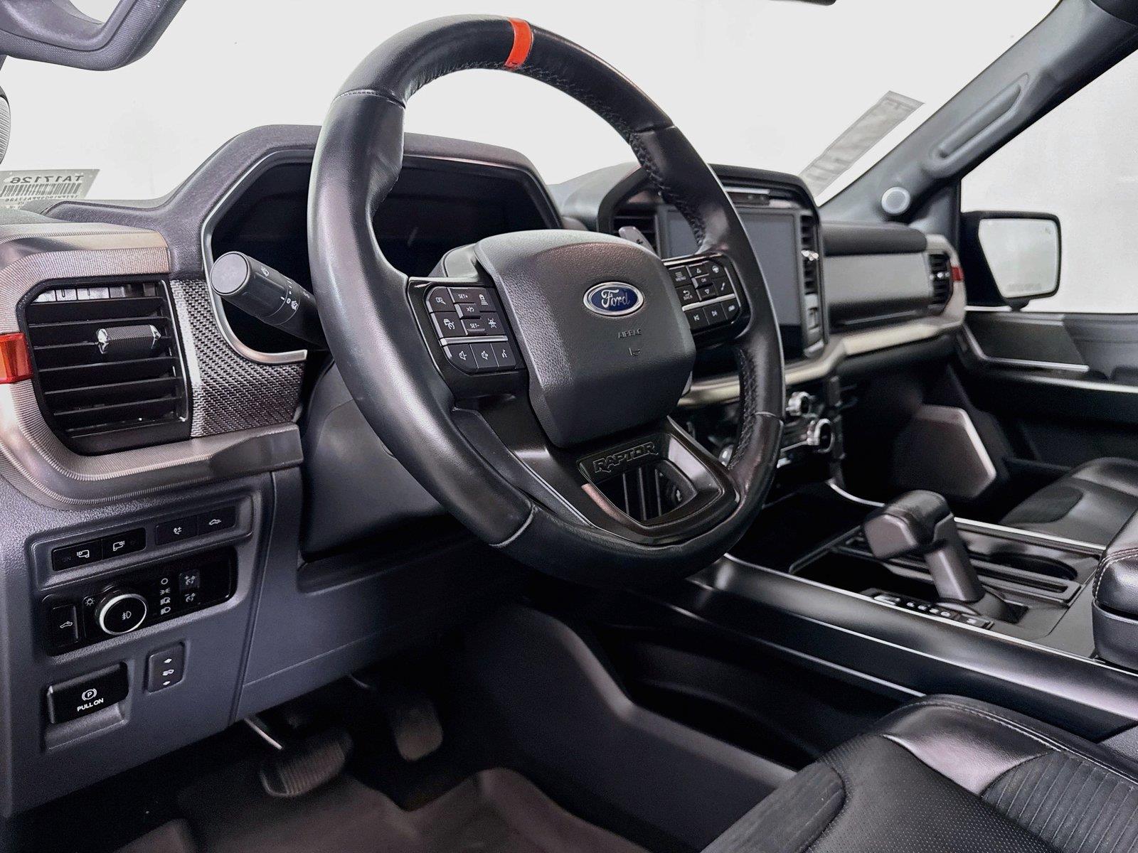 2023 Ford F-150 Raptor photo 3
