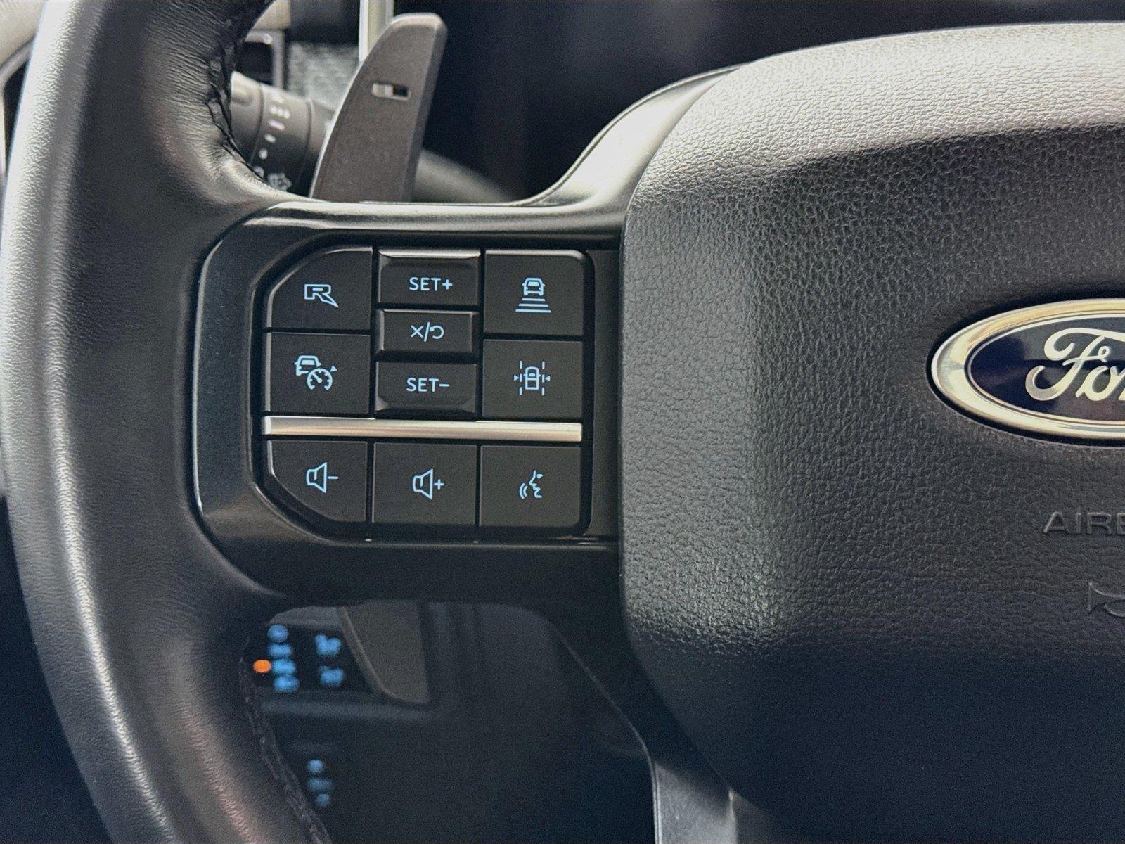2023 Ford F-150 Raptor photo 17