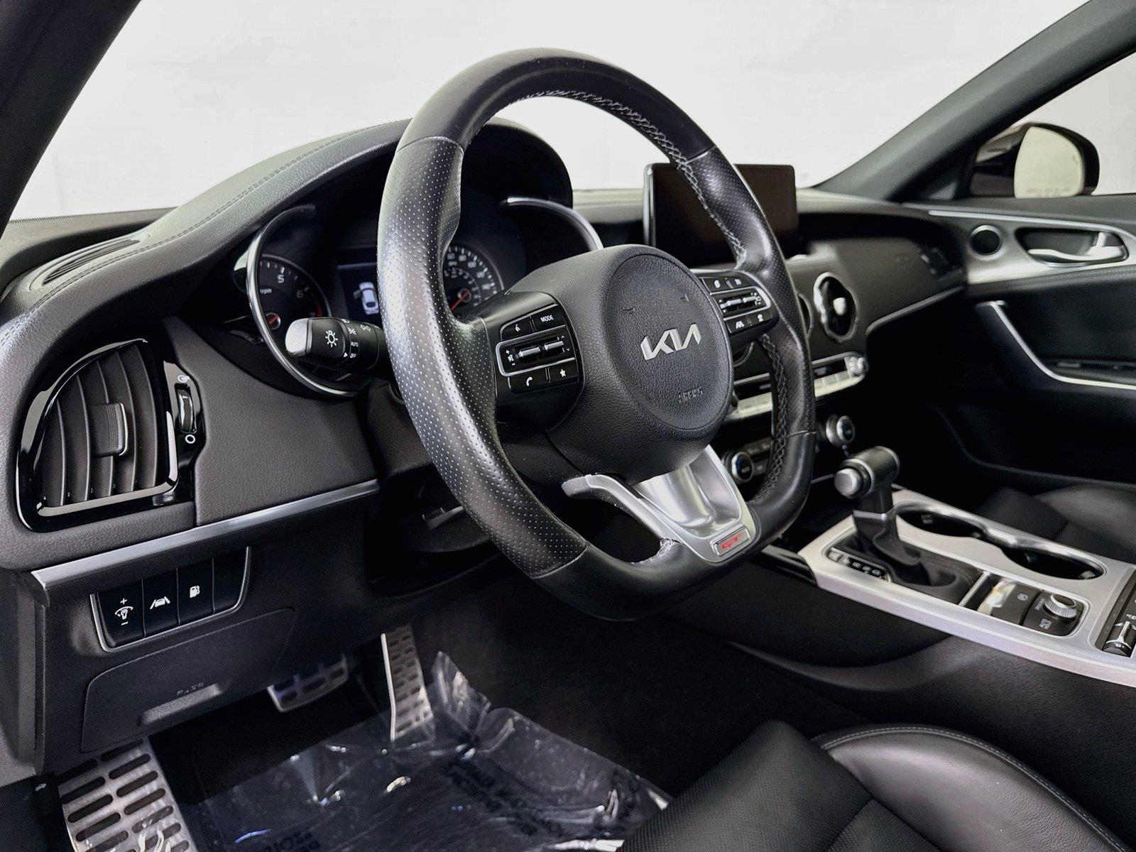 2022 Kia Stinger GT1 photo 3