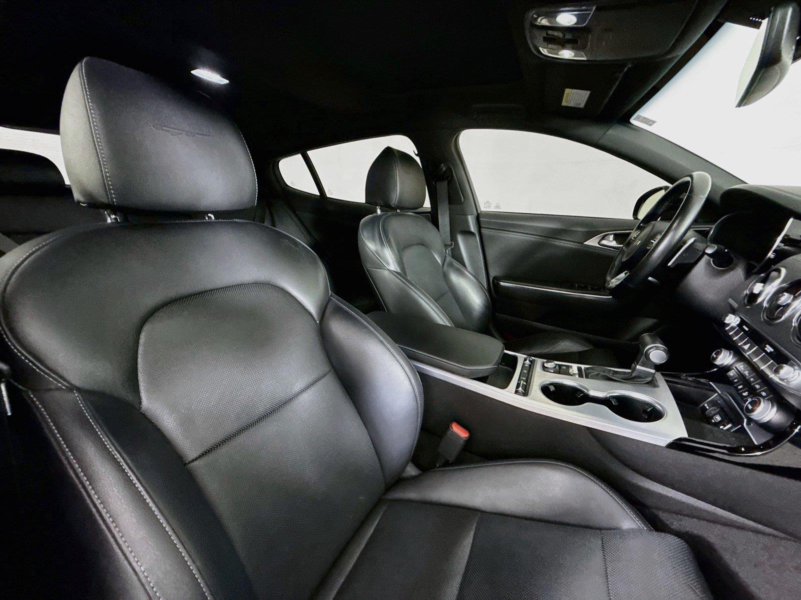 2022 Kia Stinger GT1 photo 39