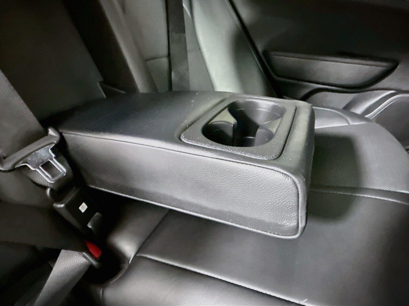 2022 Kia Stinger GT1 photo 37