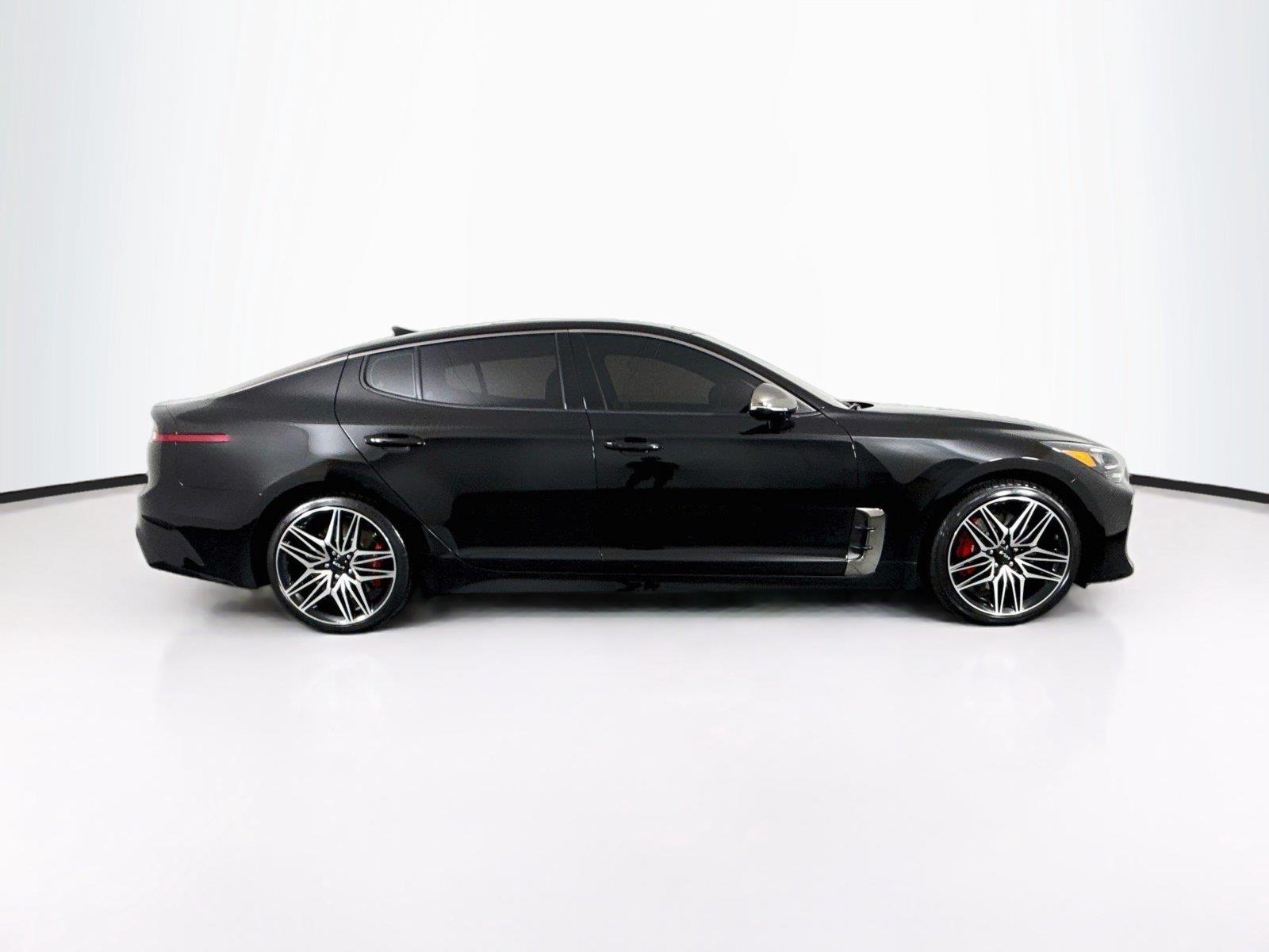 2022 Kia Stinger GT1 photo 10