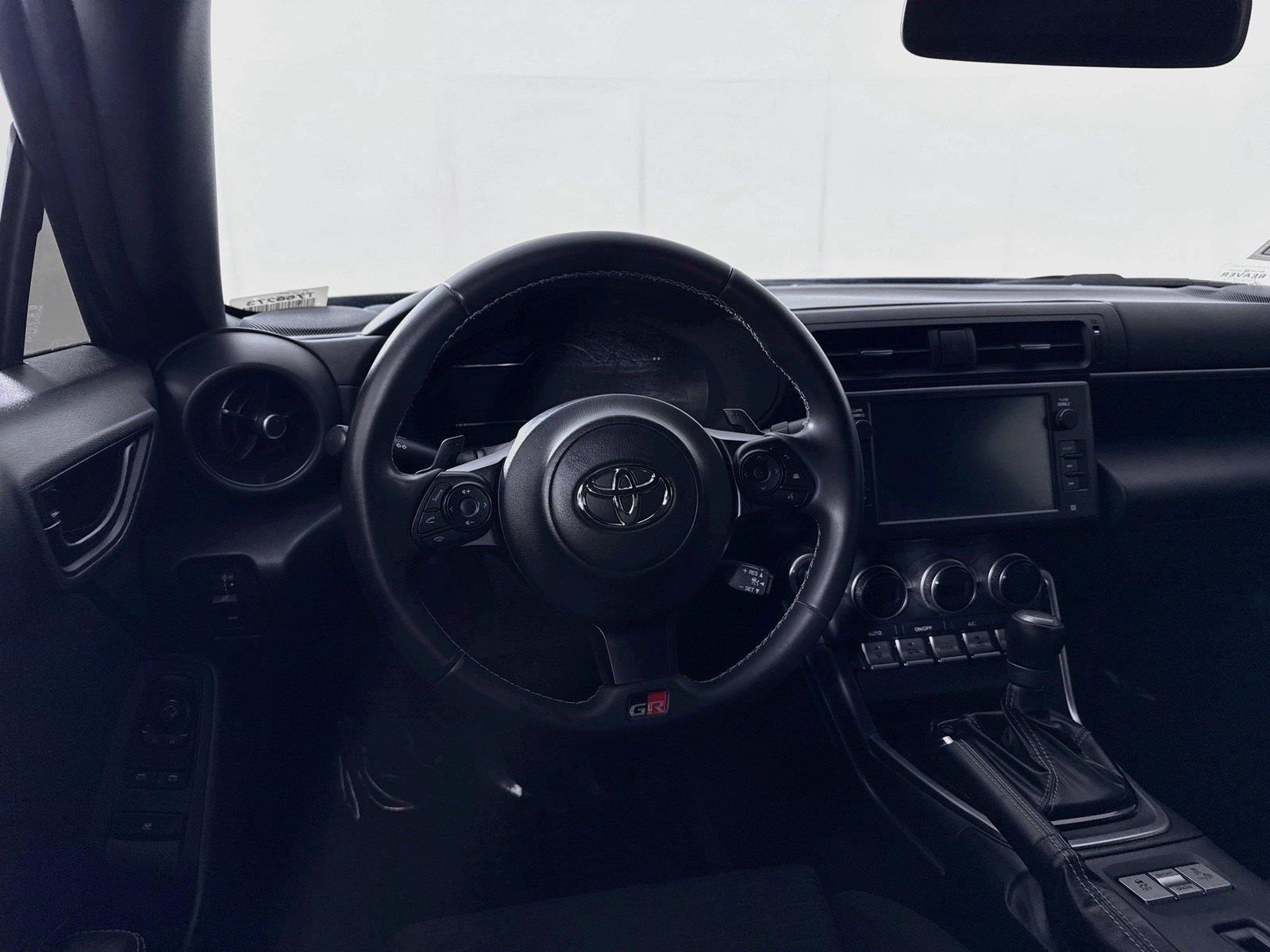 2023 Toyota GR86 Base photo 28