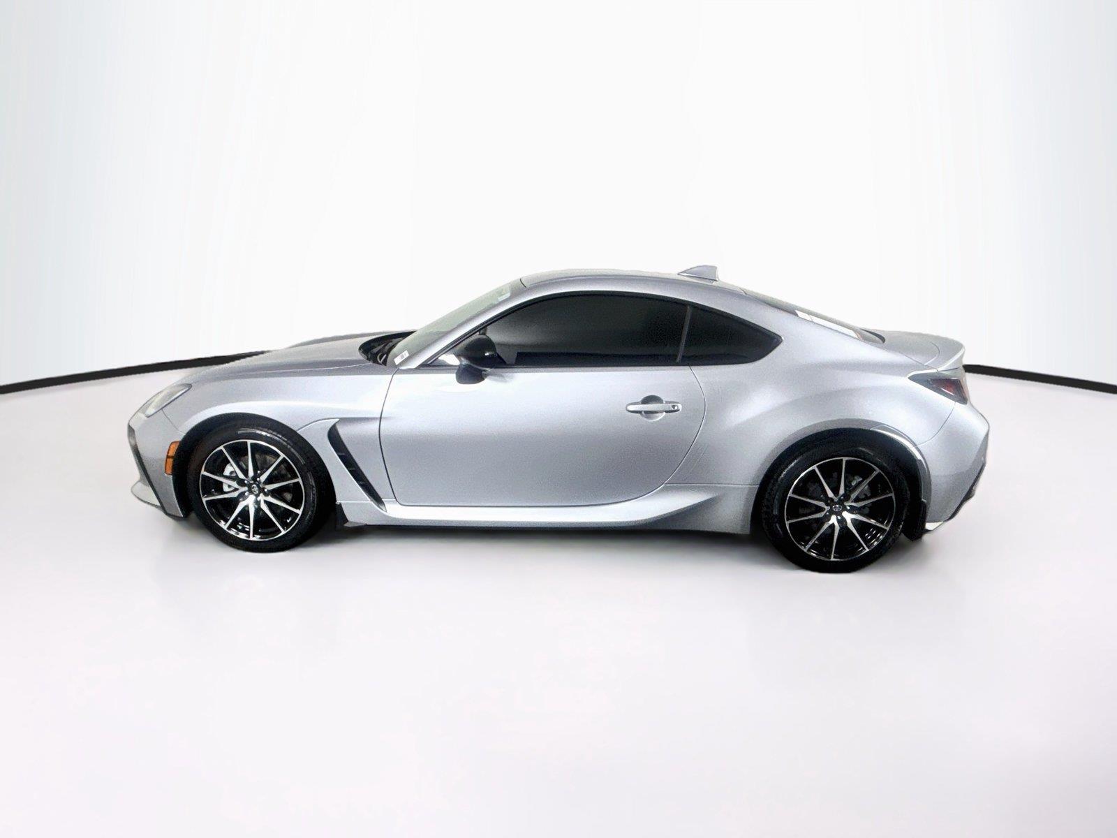 2023 Toyota GR86 Base photo 11