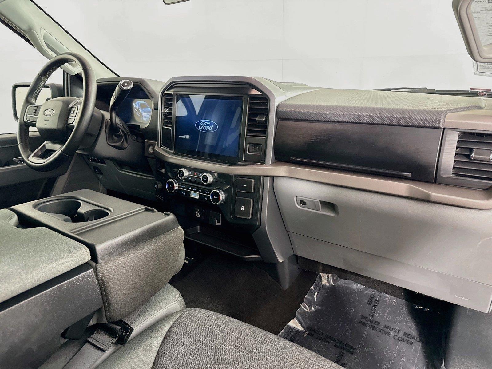 2025 Ford F-150 XLT photo 35