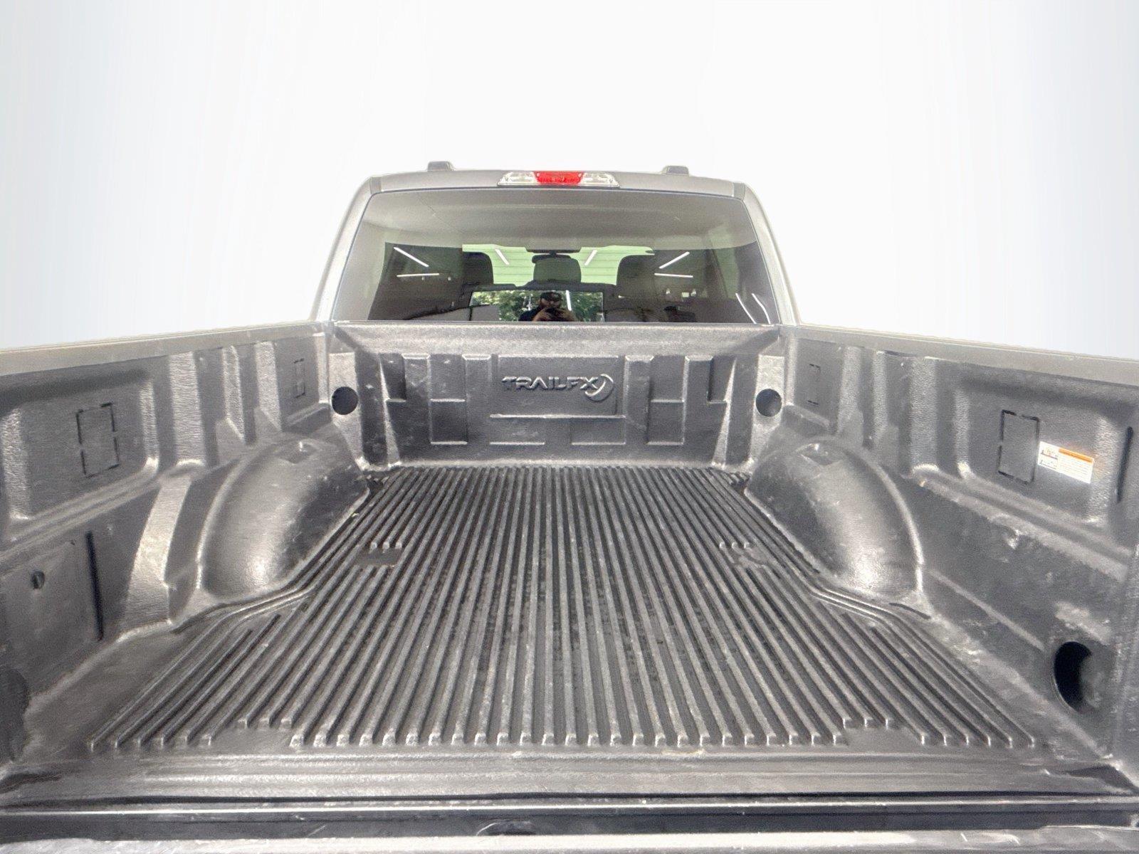 2025 Ford F-150 XLT photo 31