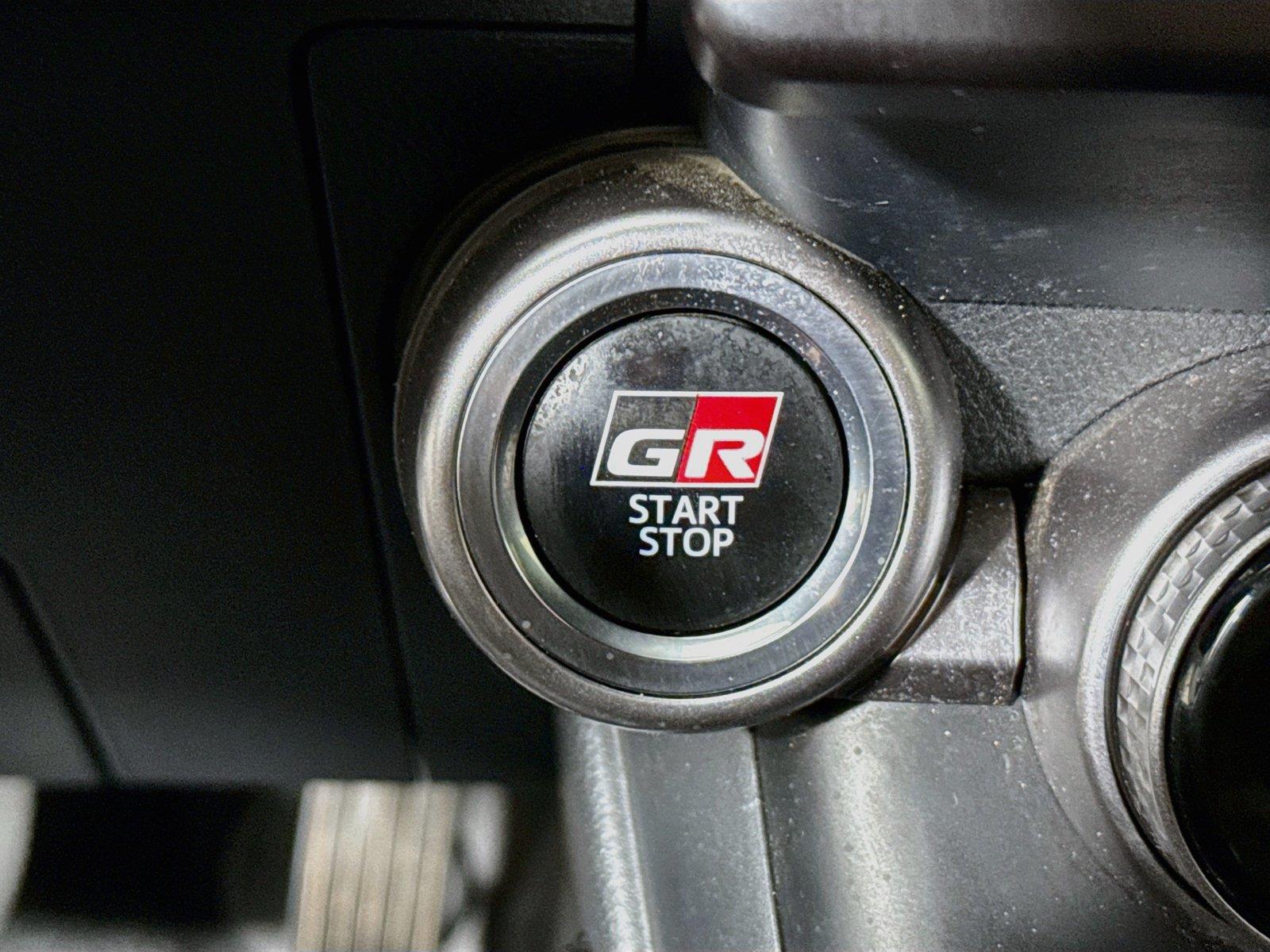 2023 Toyota GR86 Base photo 19