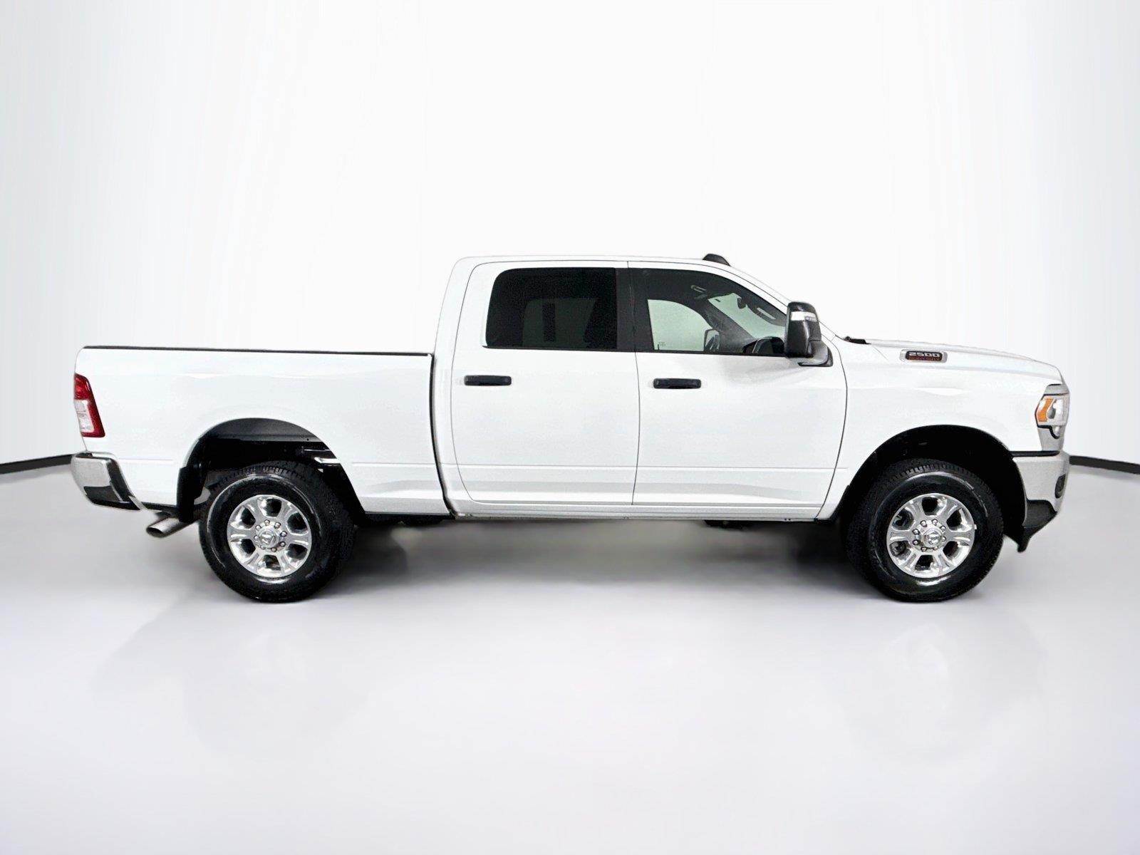 2024 Ram 2500 Big Horn photo 8