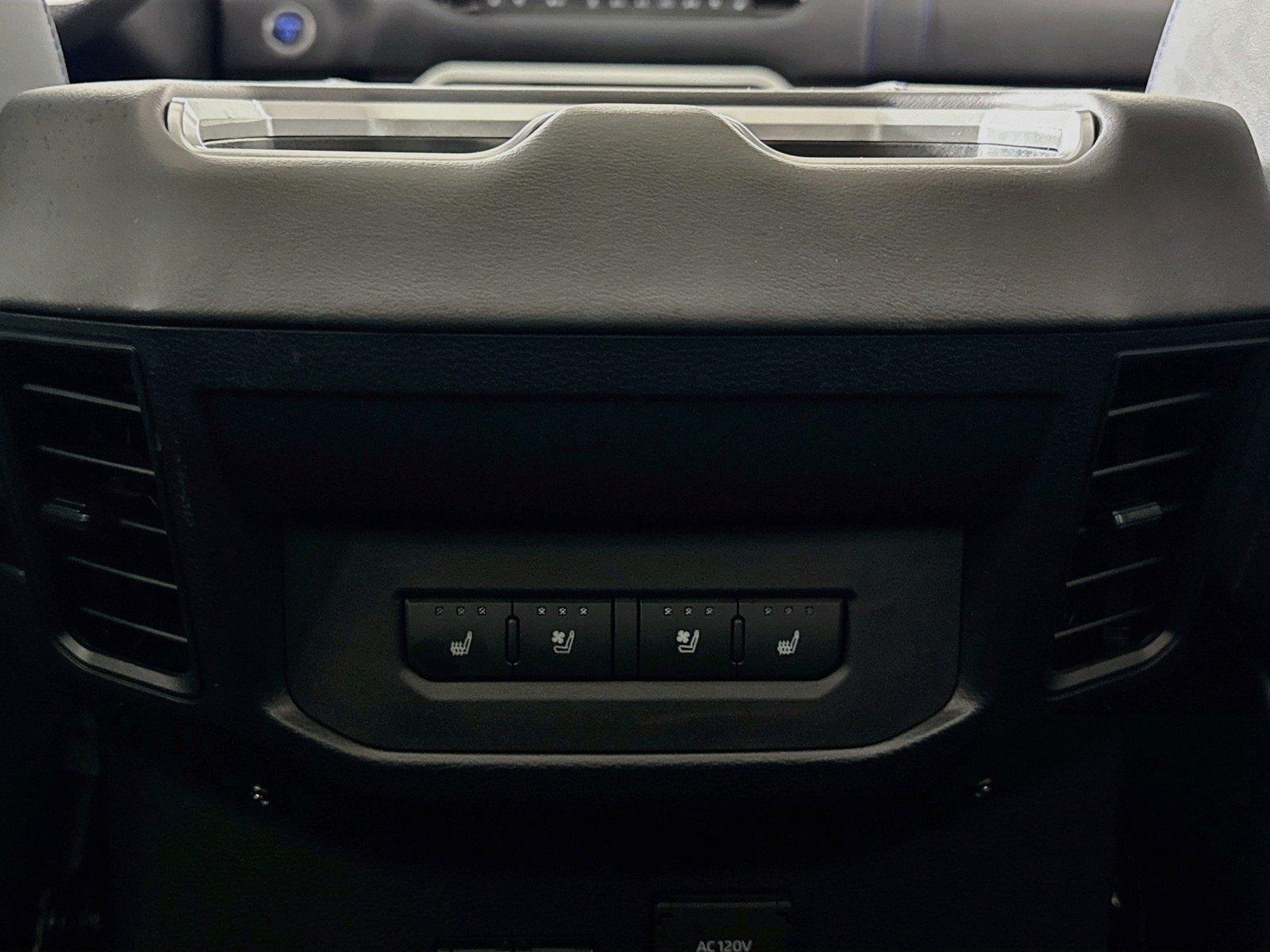 2023 Toyota Tundra Platinum Hybrid photo 37