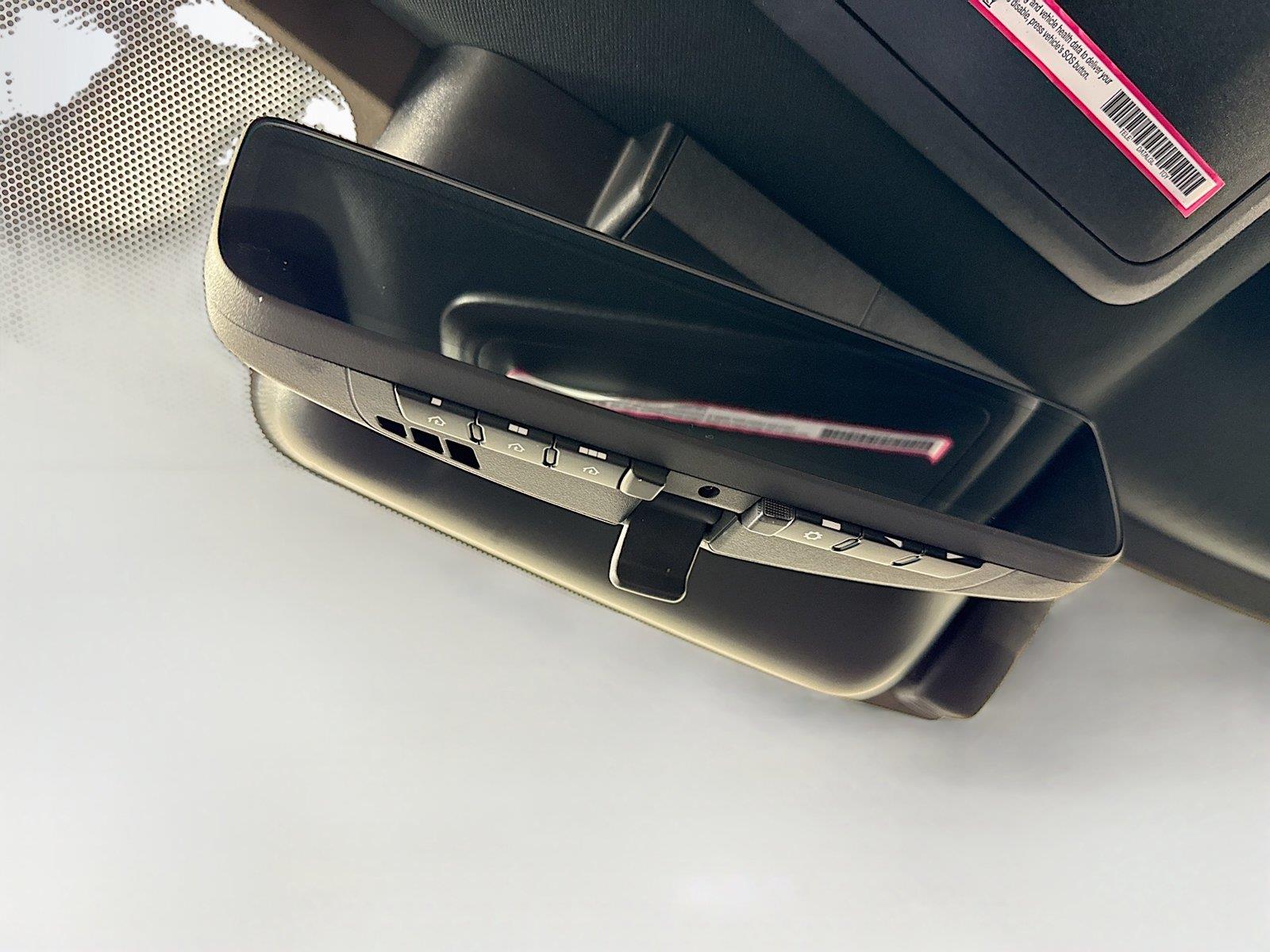 2023 Toyota Tundra Platinum Hybrid photo 22