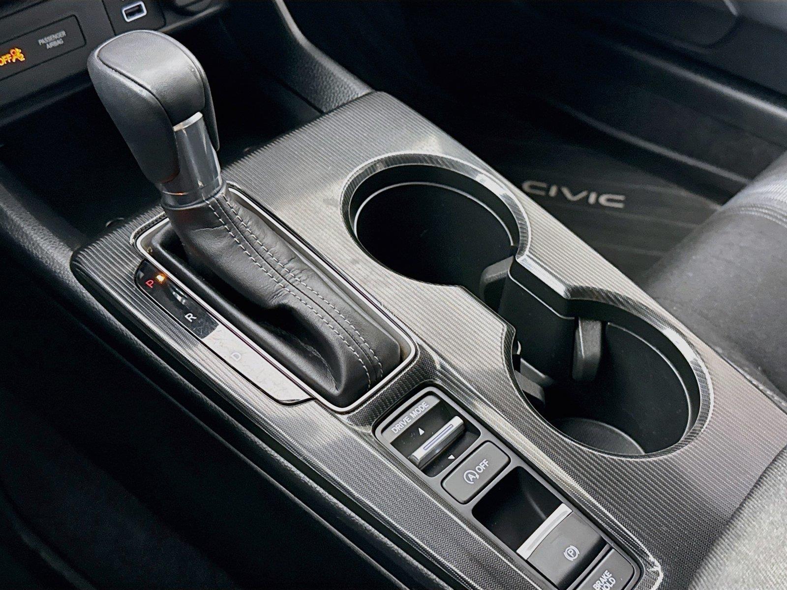 2024 Honda Civic Hatchback Sport photo 23