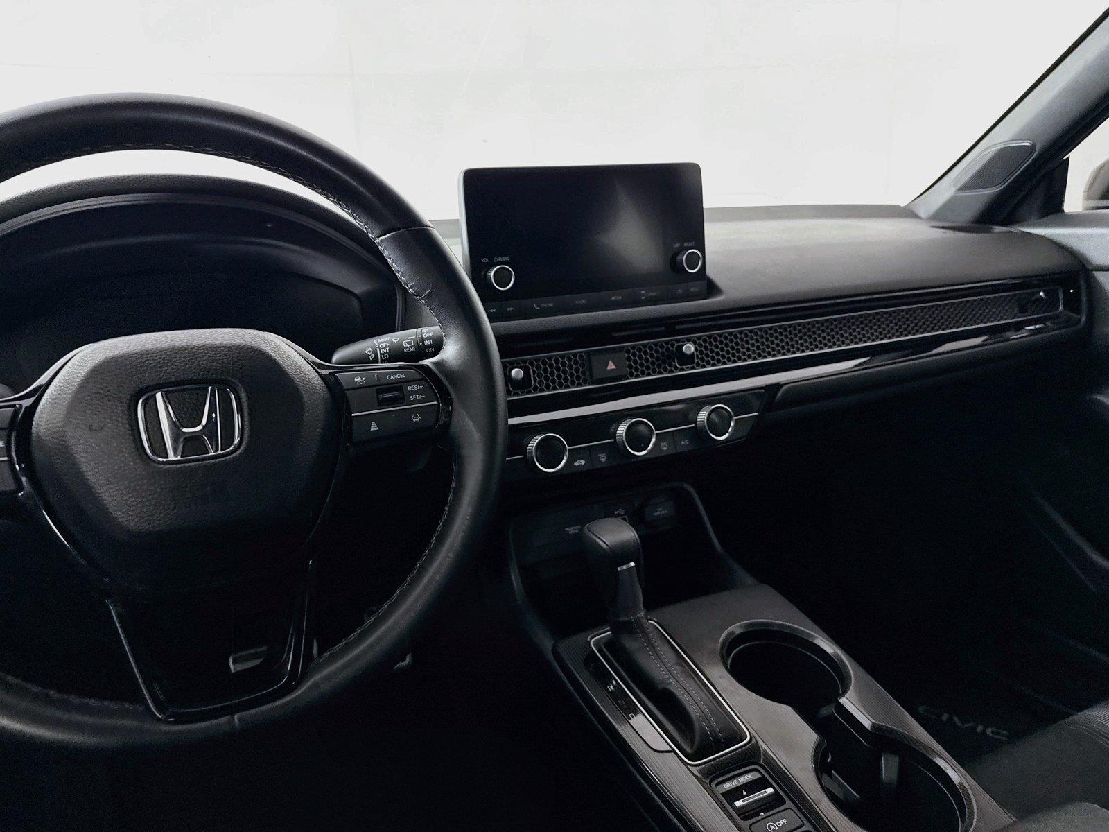 2024 Honda Civic Hatchback Sport photo 28