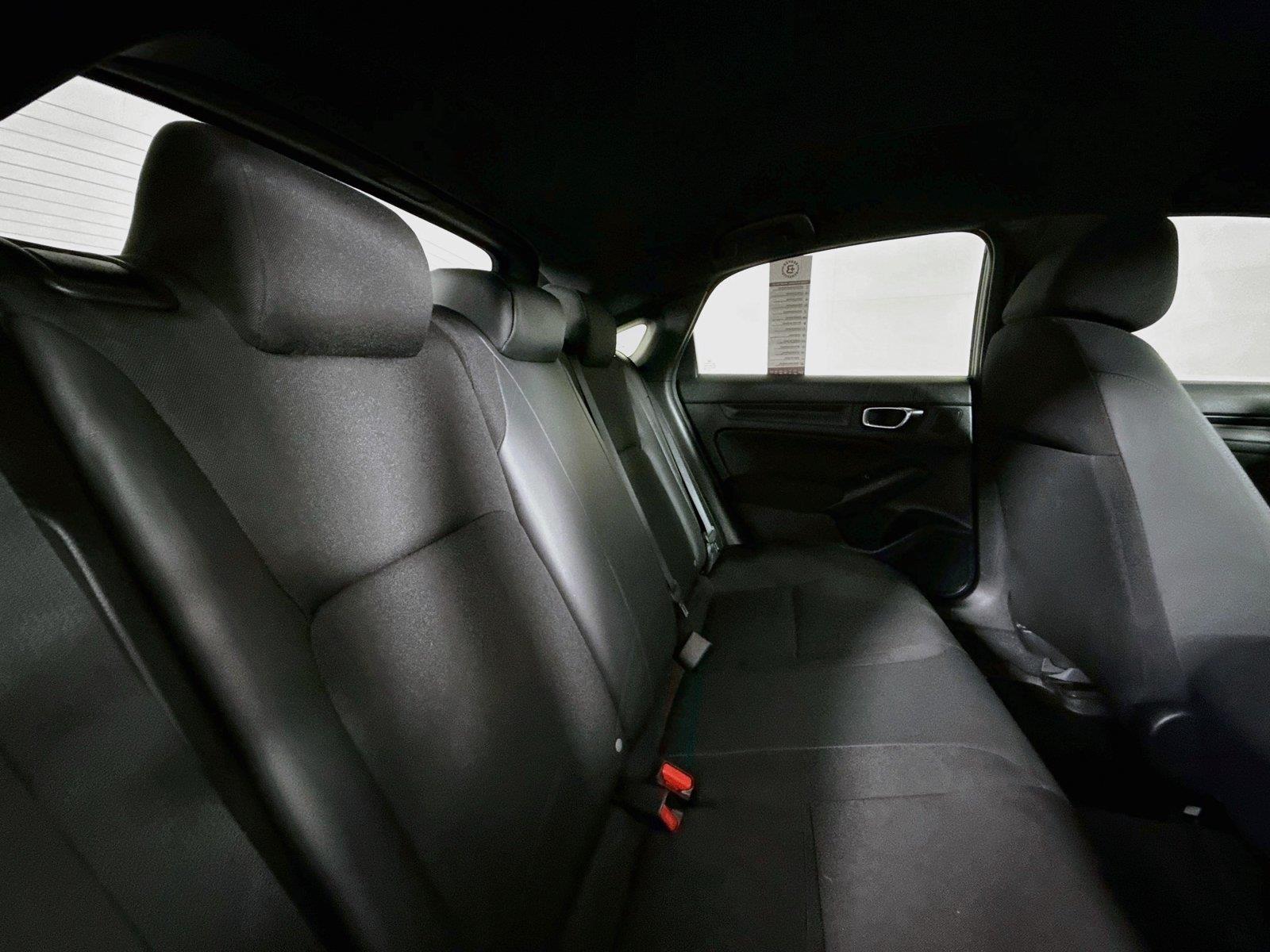 2024 Honda Civic Hatchback Sport photo 32