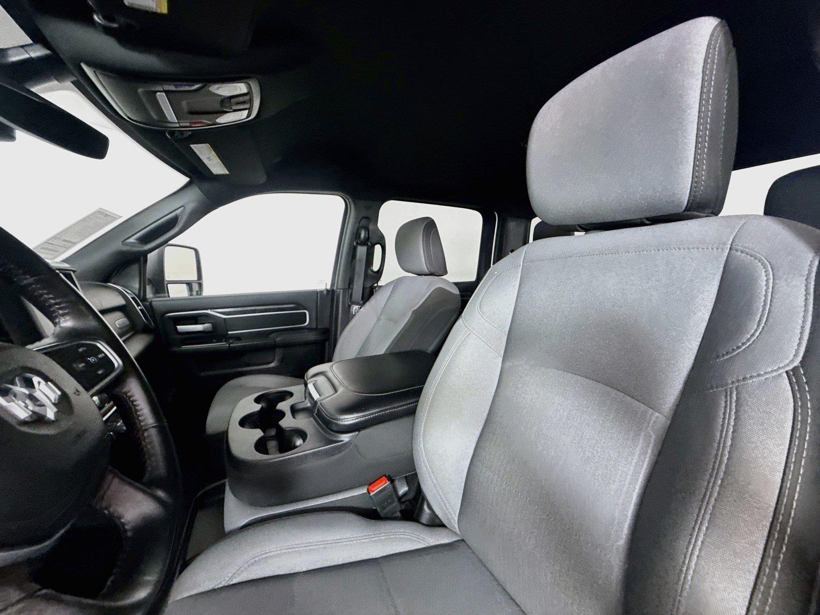 2024 Ram 2500 Big Horn photo 2