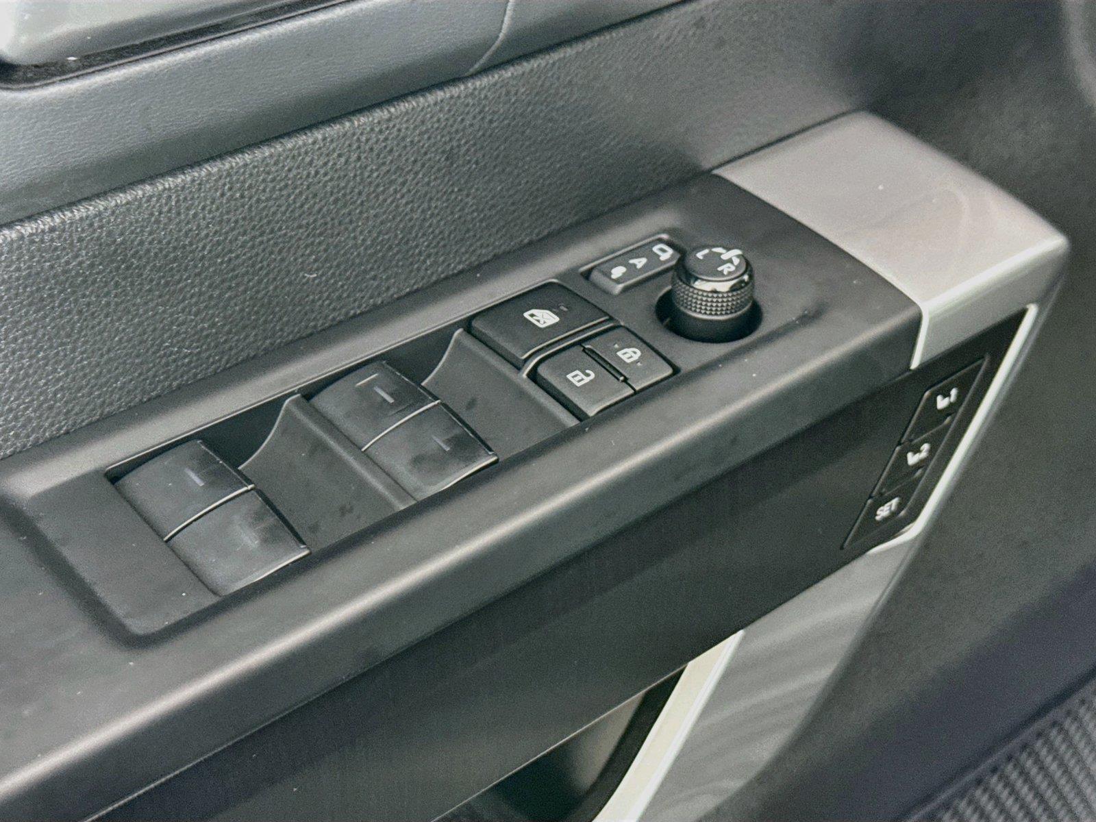 2023 Toyota Tundra Platinum Hybrid photo 28
