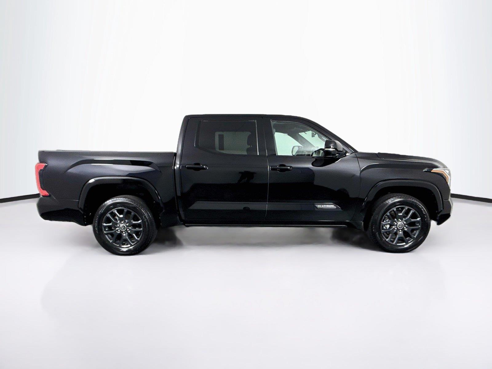 2023 Toyota Tundra Platinum Hybrid photo 10