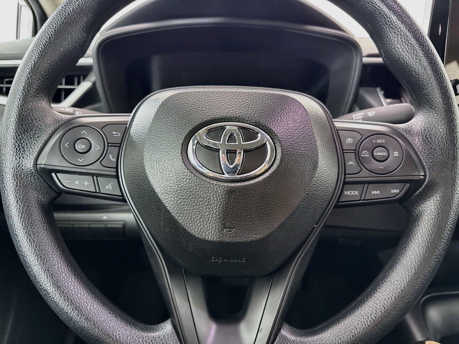 2026 Toyota Corolla LE photo 15