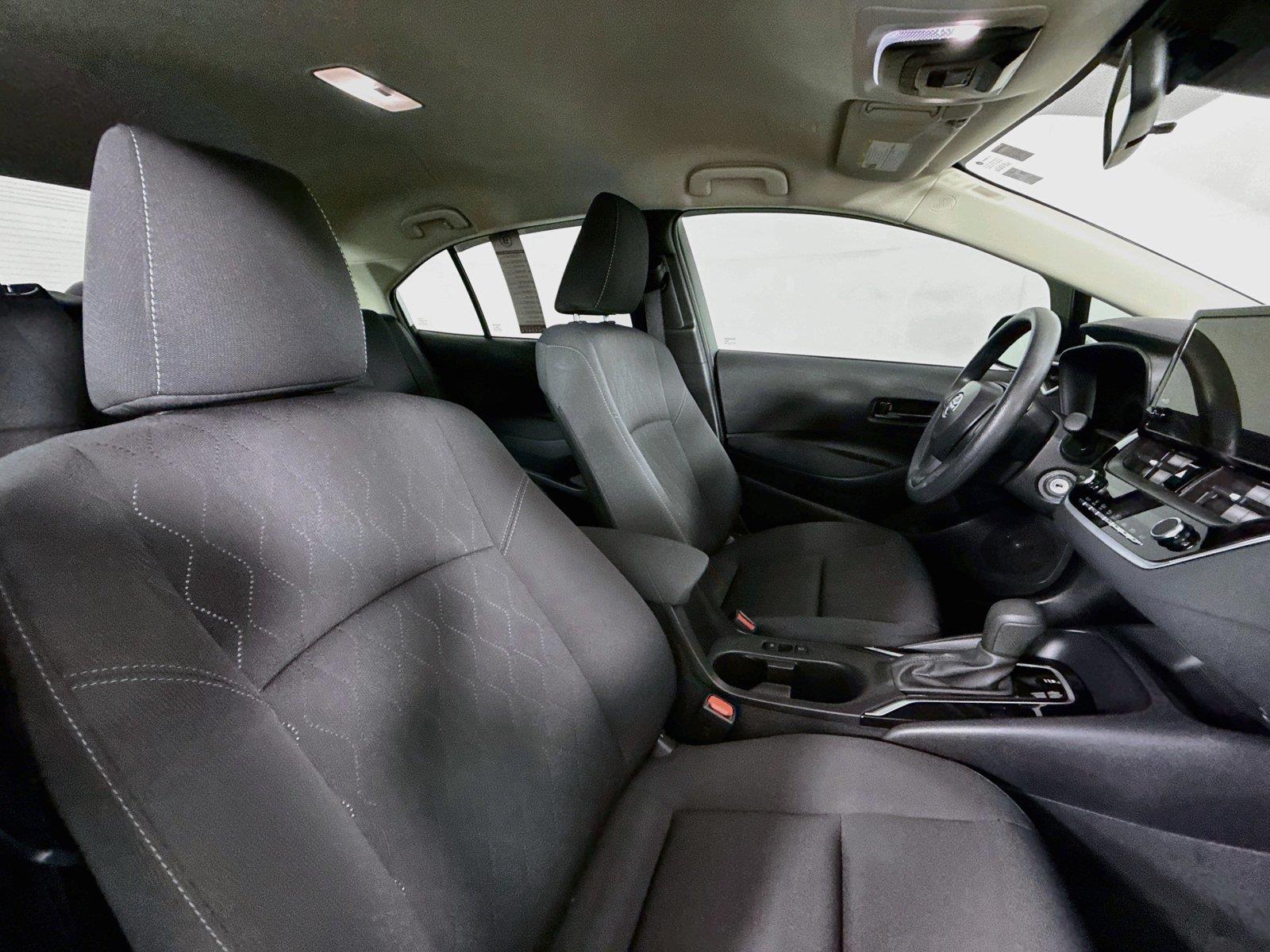2026 Toyota Corolla LE photo 37