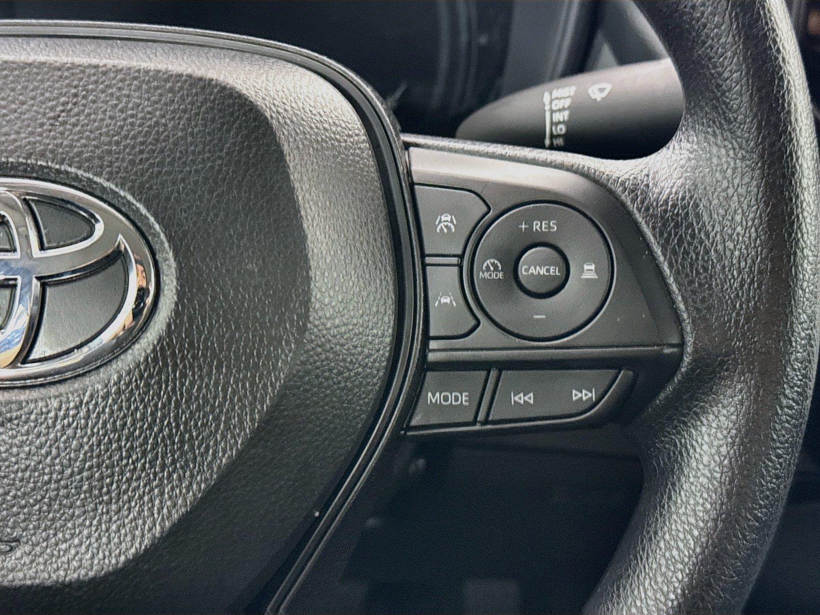 2026 Toyota Corolla LE photo 17