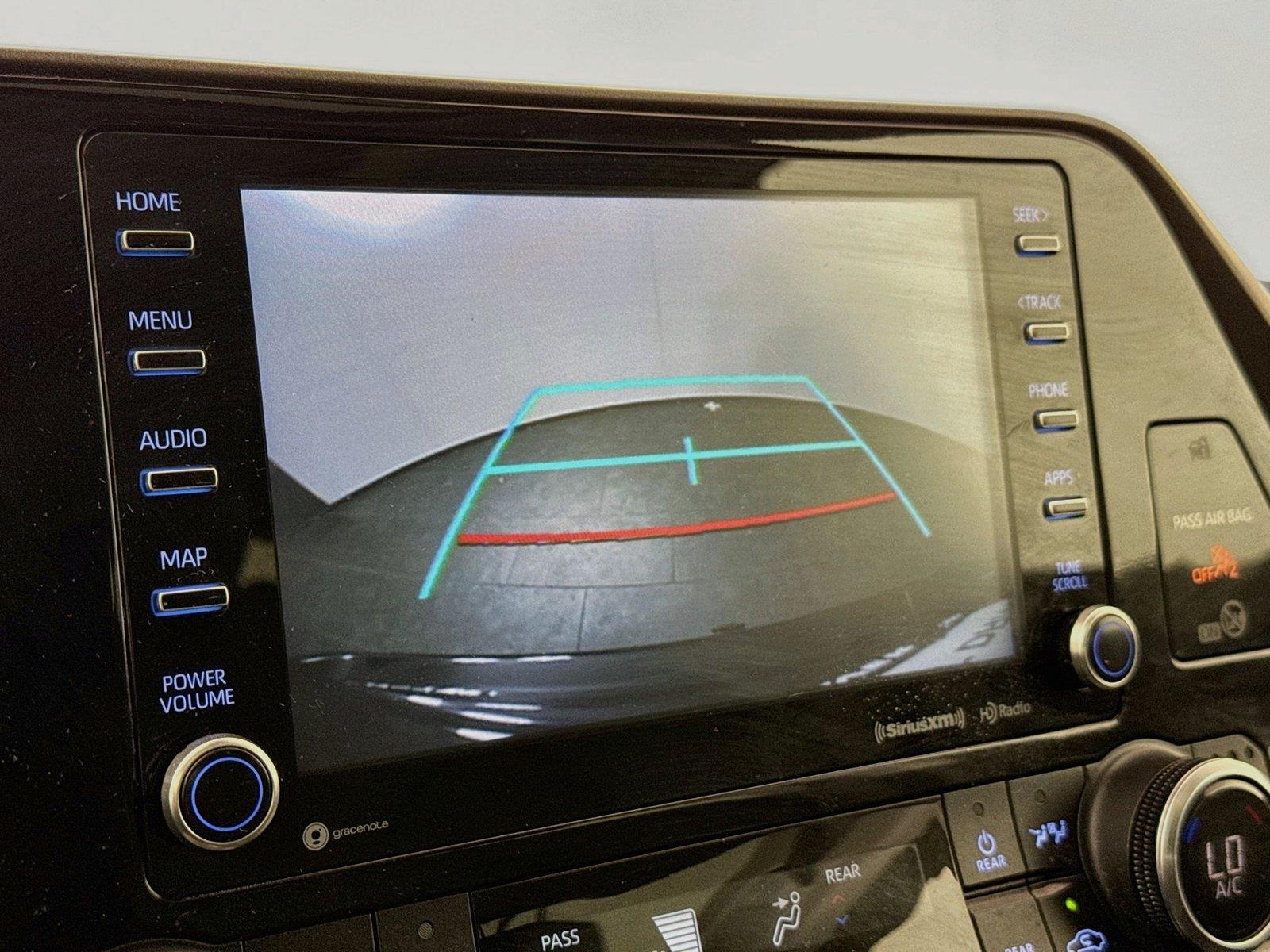 2022 Toyota Highlander XLE photo 23