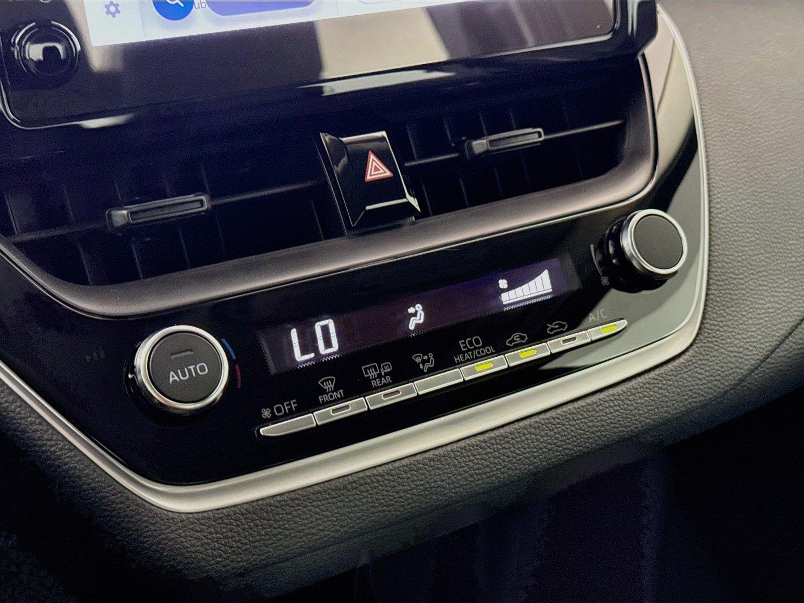 2026 Toyota Corolla LE photo 22