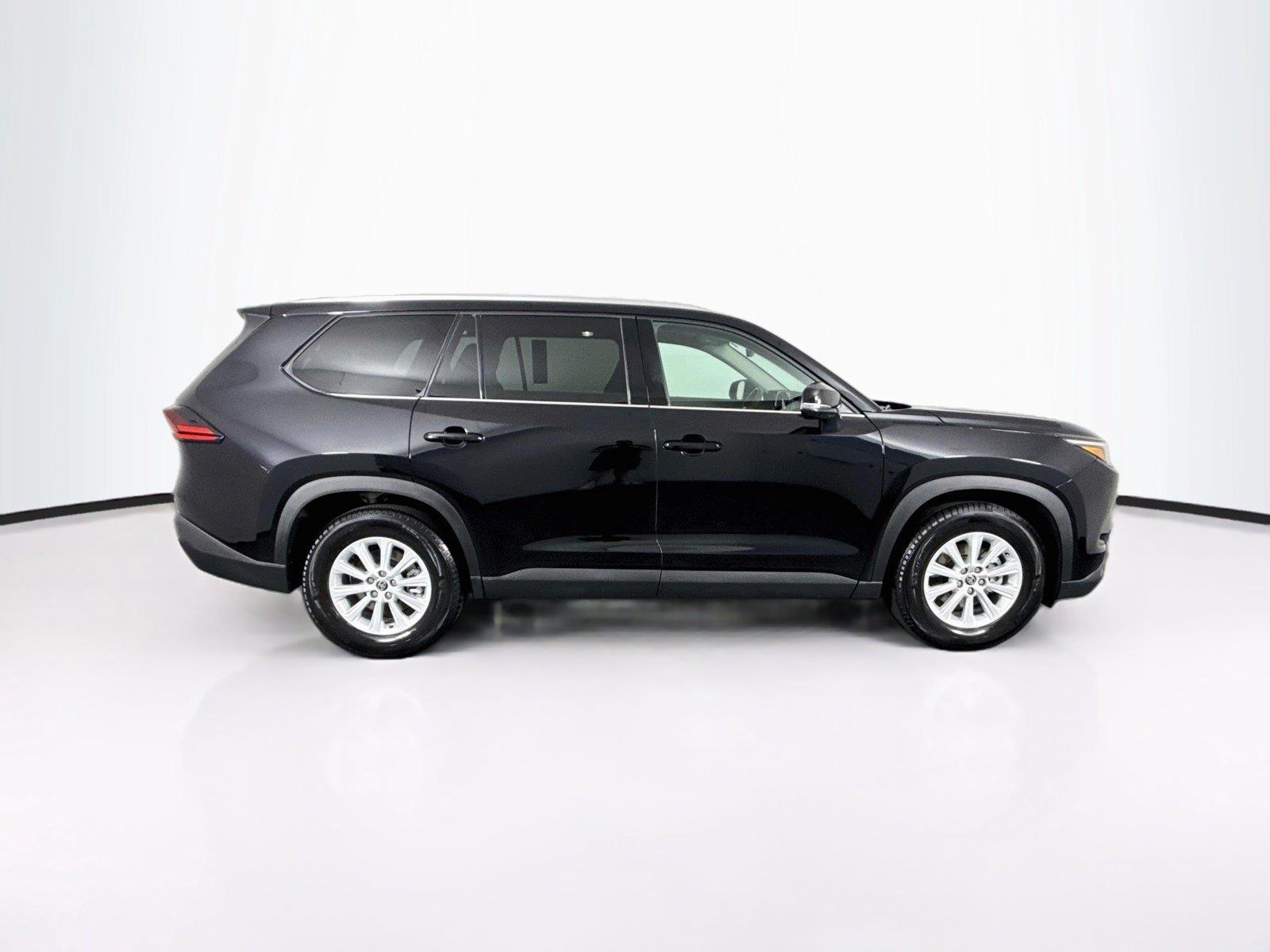 2026 Toyota Grand Highlander XLE photo 10