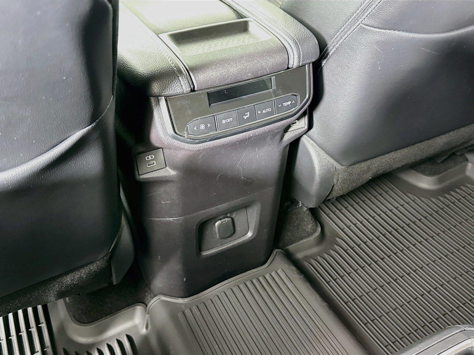 2026 Toyota Grand Highlander XLE photo 36