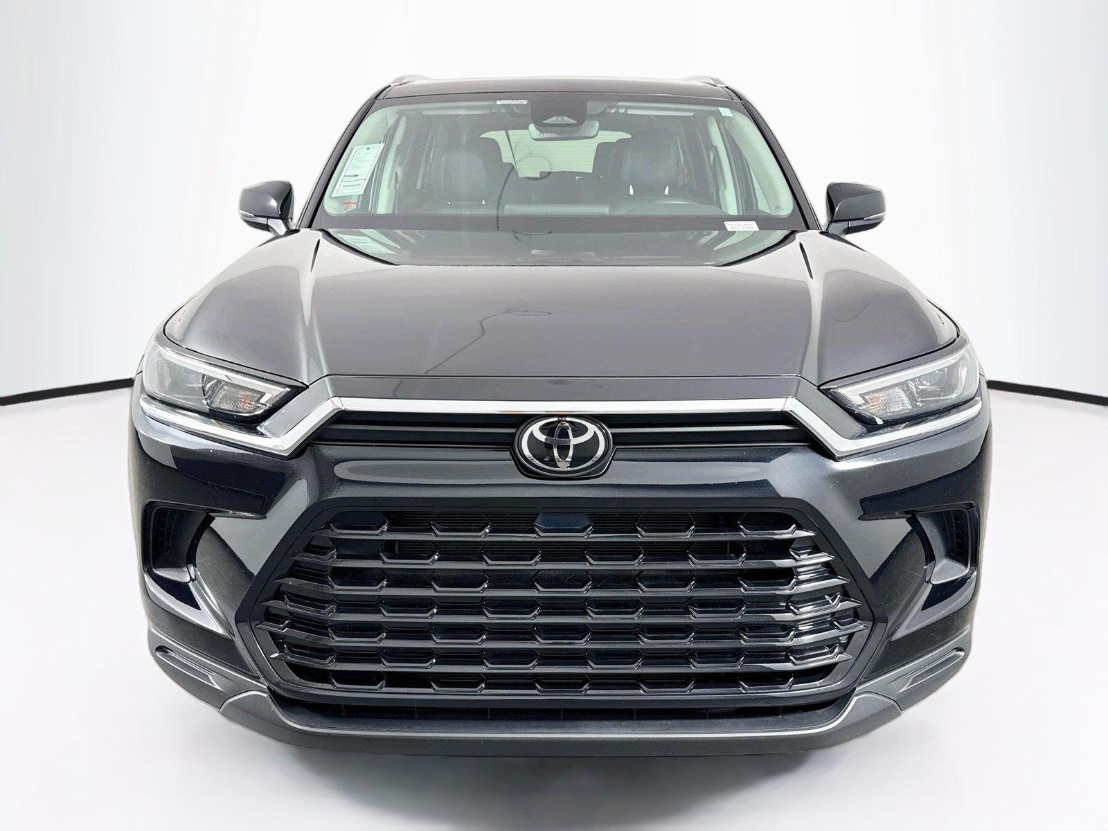 2026 Toyota Grand Highlander XLE photo 8