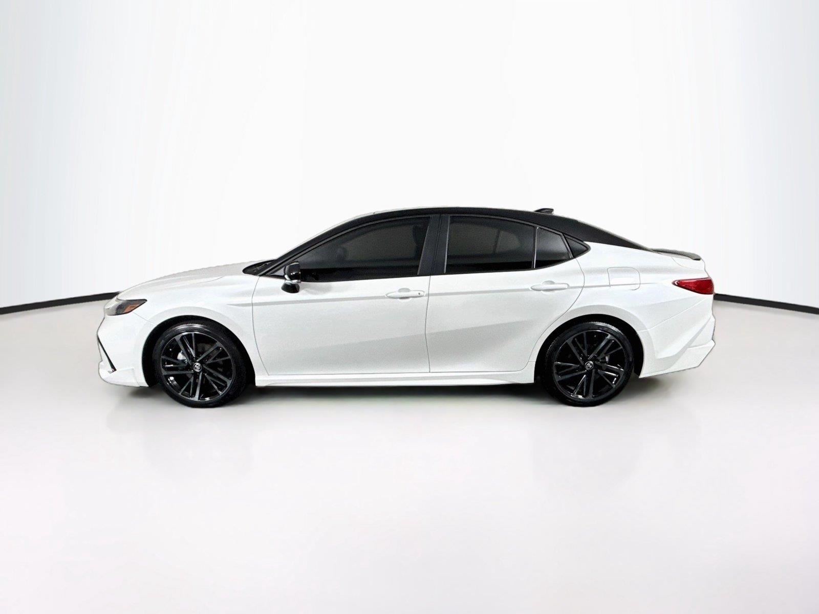 2025 Toyota Camry XSE photo 13
