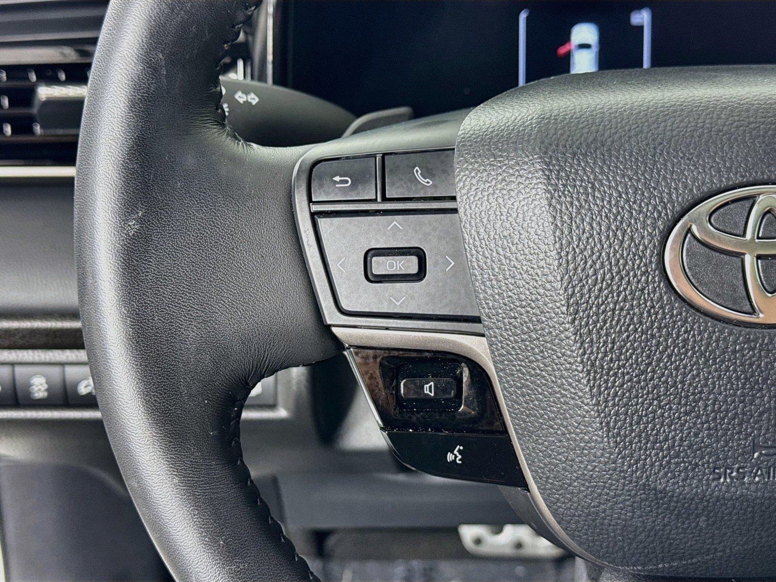 2025 Toyota Camry XSE photo 17