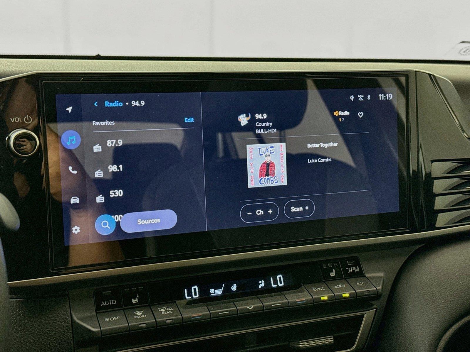 2025 Toyota Camry XSE photo 24