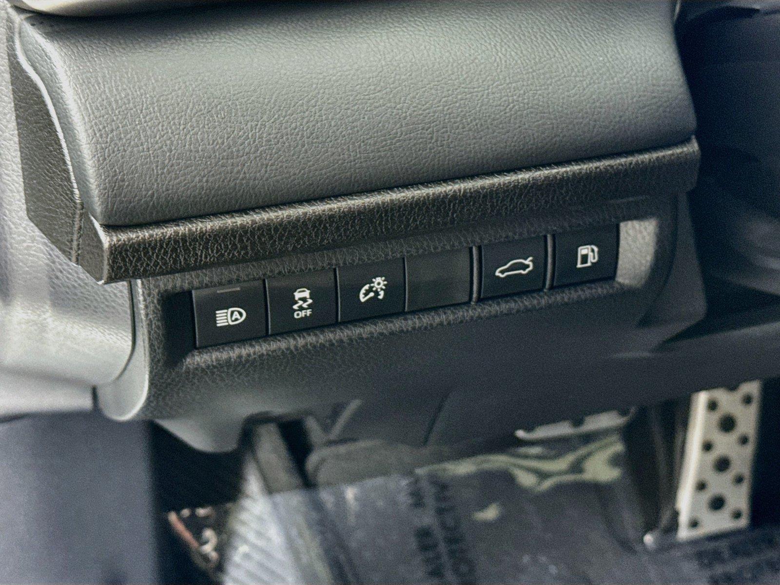 2025 Toyota Camry XSE photo 15
