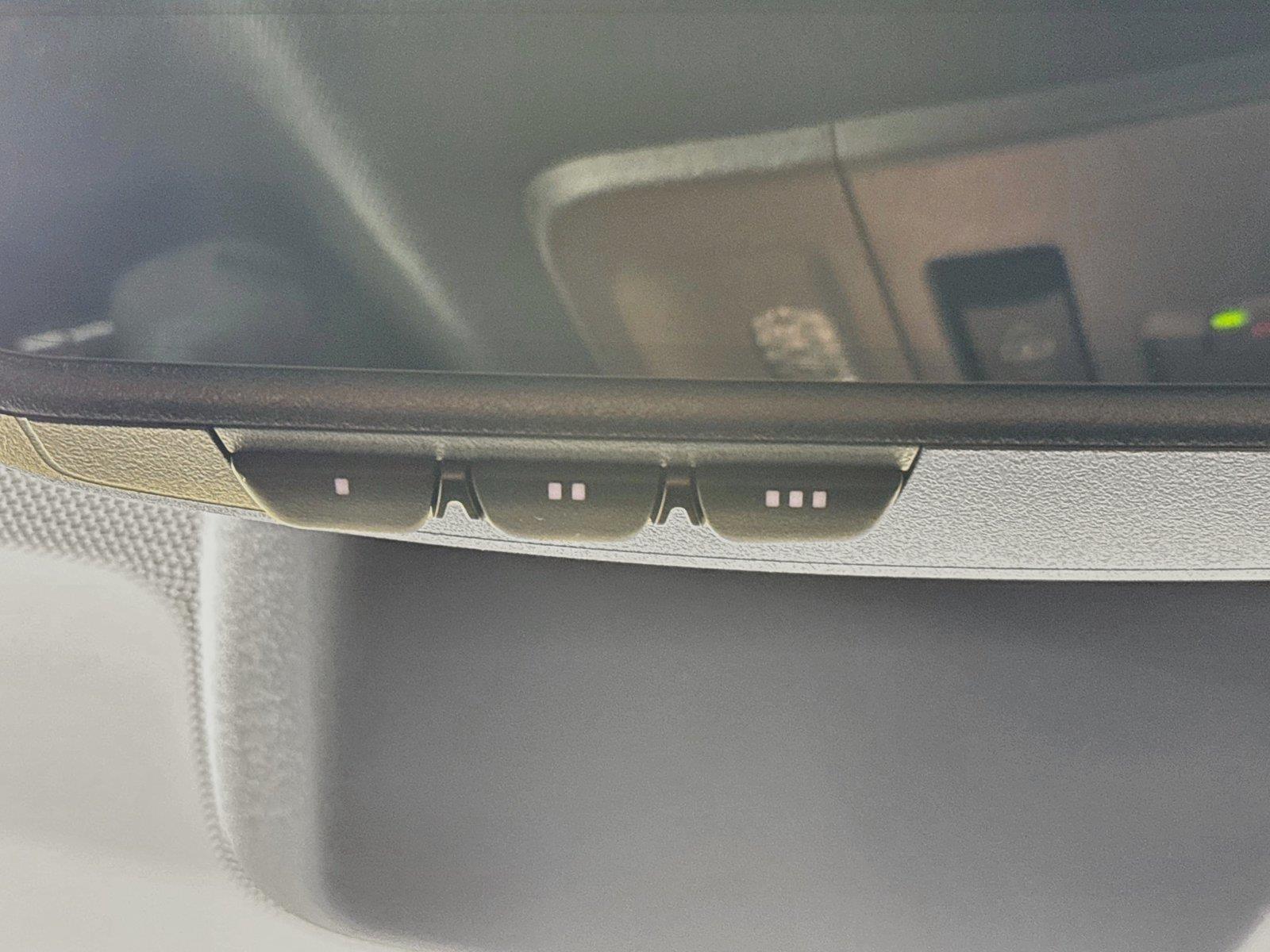 2025 Toyota Camry XSE photo 22