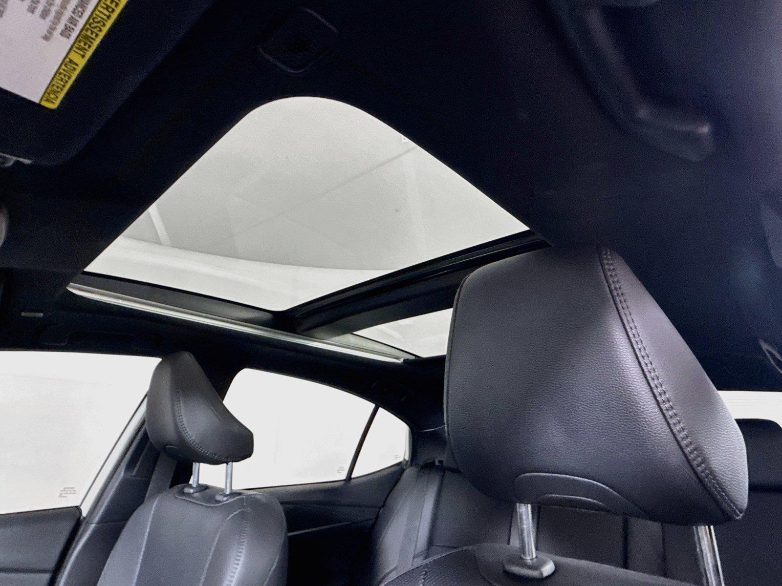 2025 Toyota Camry XSE photo 5