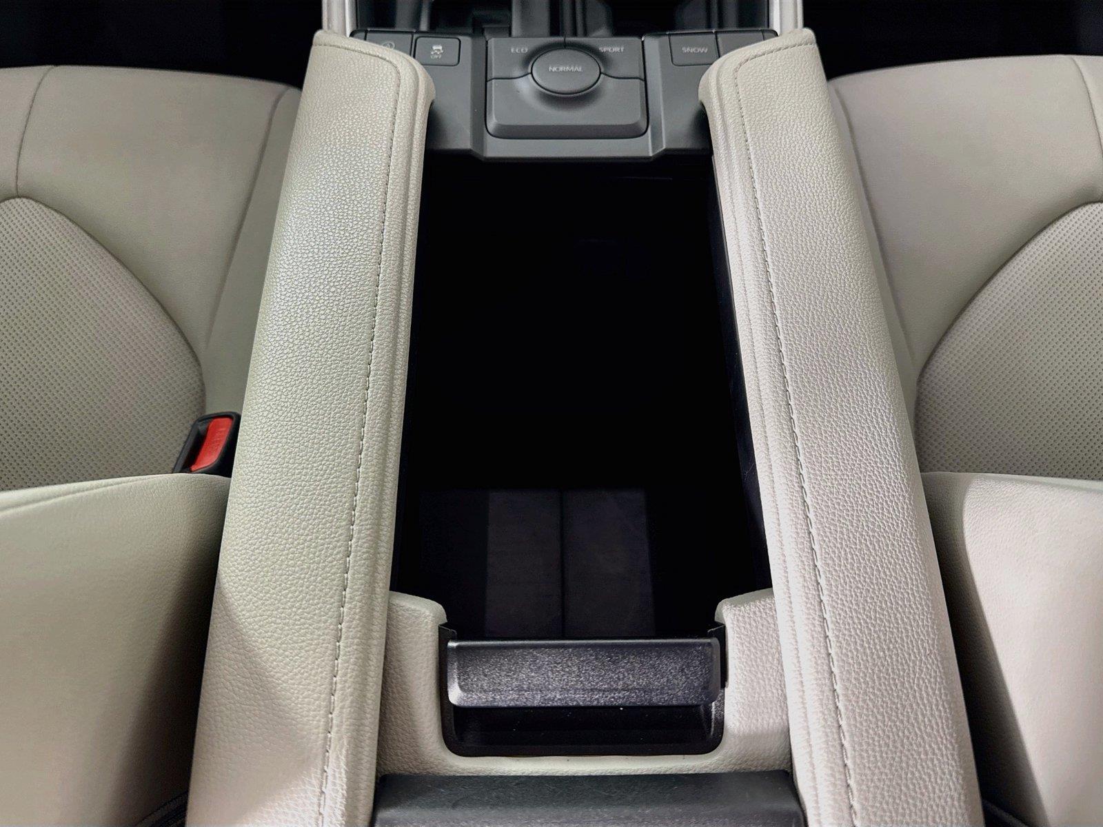 2024 Toyota Grand Highlander XLE photo 34