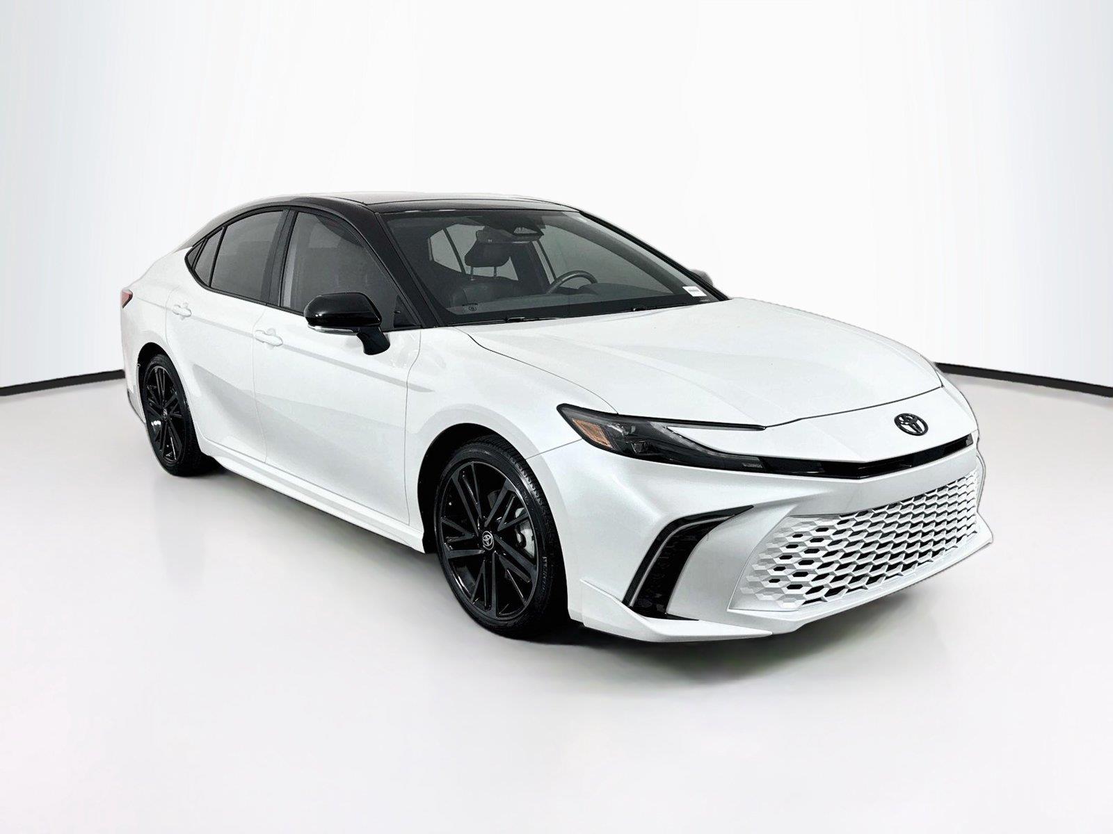 2025 Toyota Camry XSE photo 9
