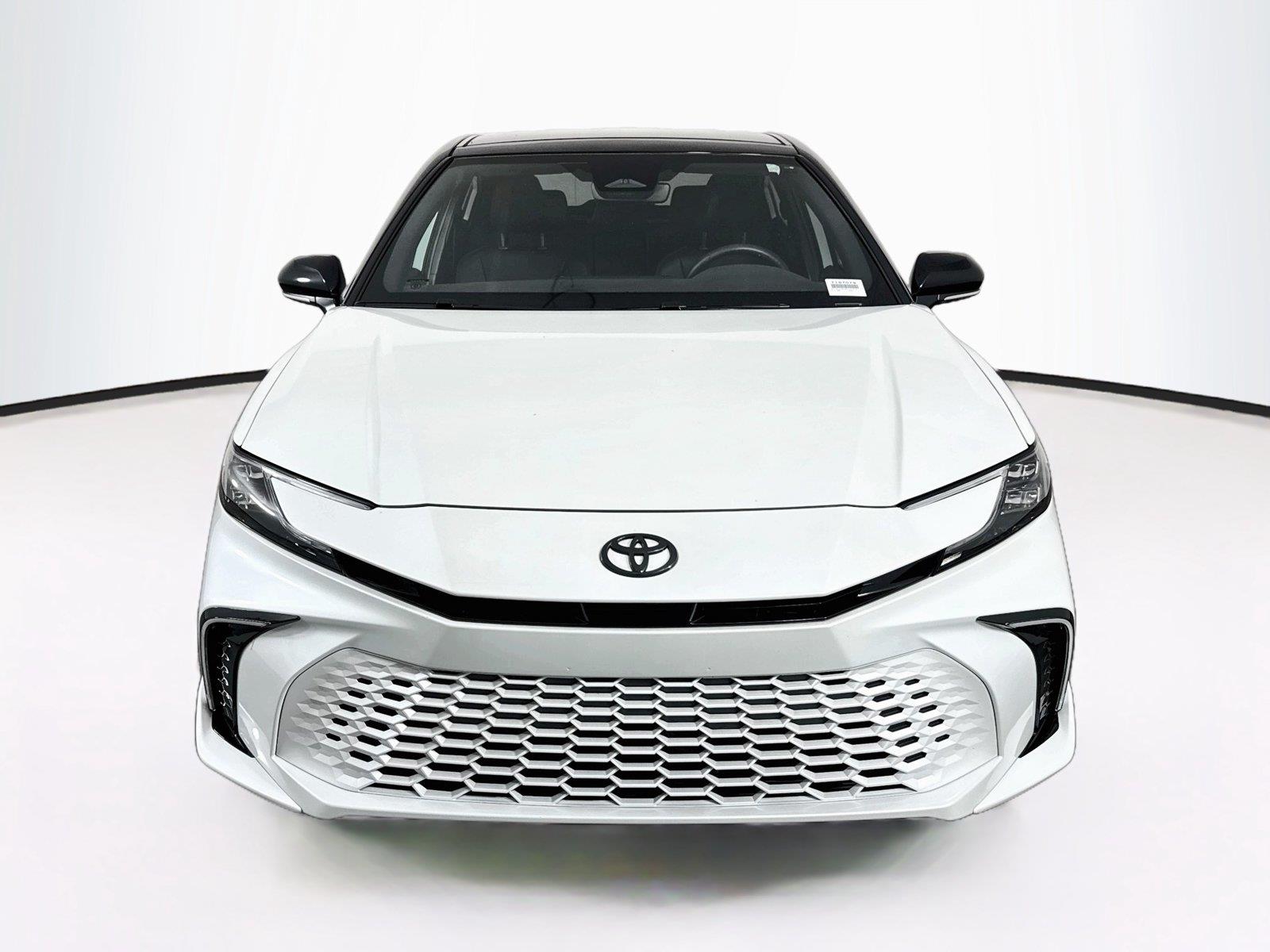 2025 Toyota Camry XSE photo 8