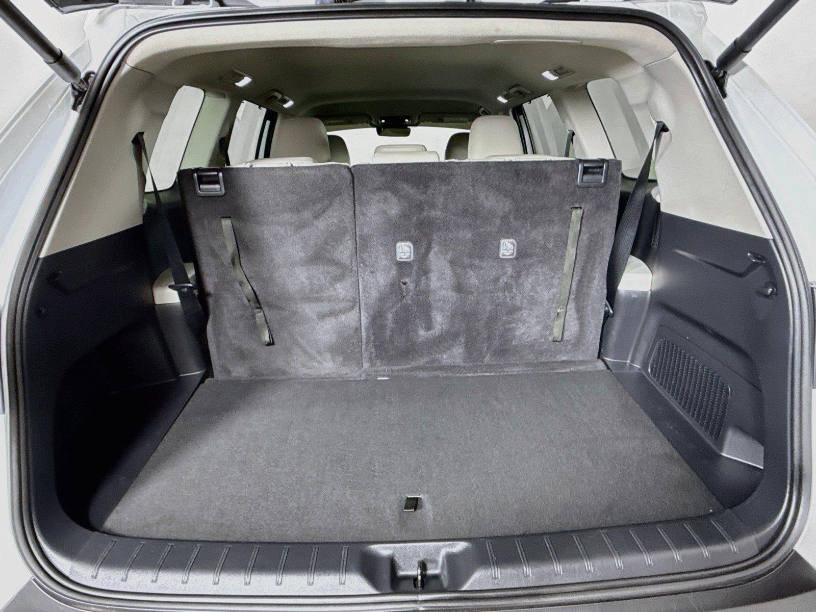 2024 Toyota Grand Highlander XLE photo 38
