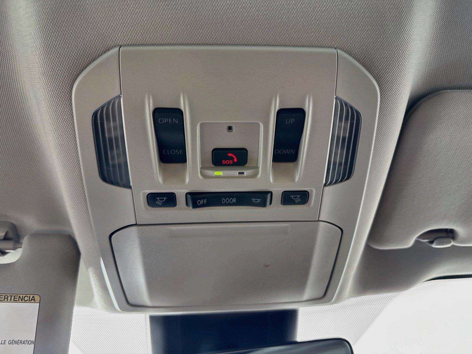 2025 Toyota Highlander XLE photo 23