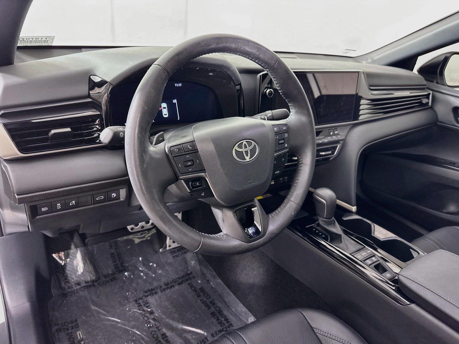 2025 Toyota Camry XSE photo 3